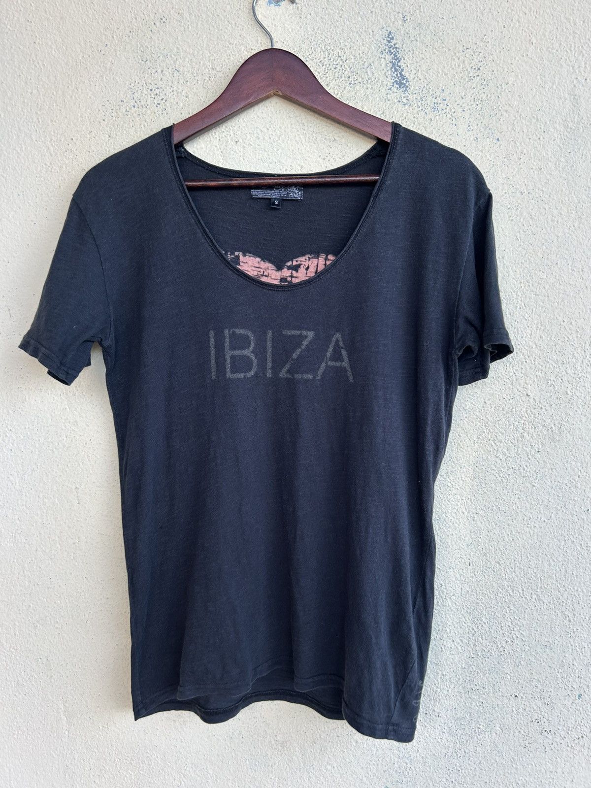 Ed Hardy Love Kills Slowly Ibiza Tshirt Size S / US 4 / IT 40 - 2 Thumbnail