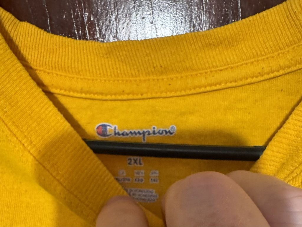 Champion Iowa Hawkeyes Champion L/S T-Shirt Yellow Men Sz XXL Big 10 Size US XXL / EU 58 / 5 - 4 Thumbnail