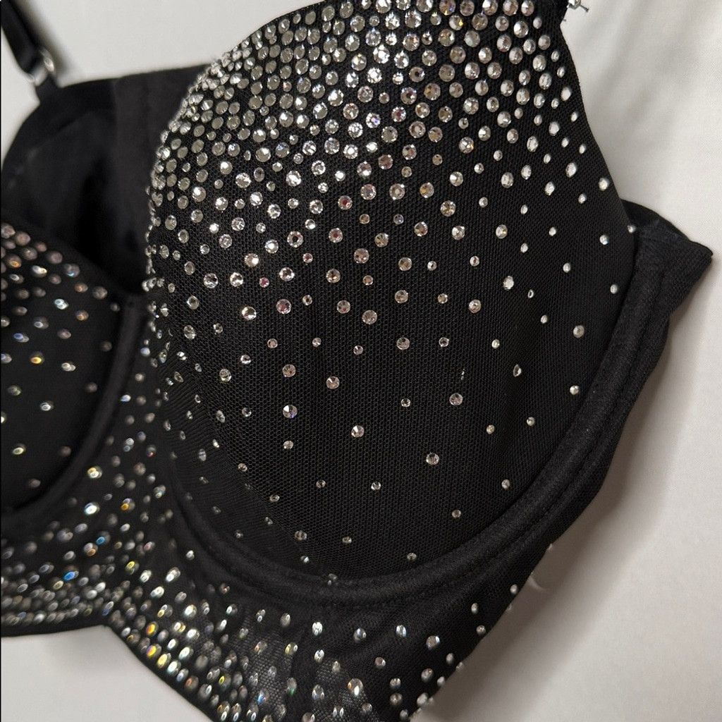 Victoria's Secret NWT Limited Edition 2018 NY Fashion show Swarovski bra 34D Size ONE SIZE - 4 Thumbnail