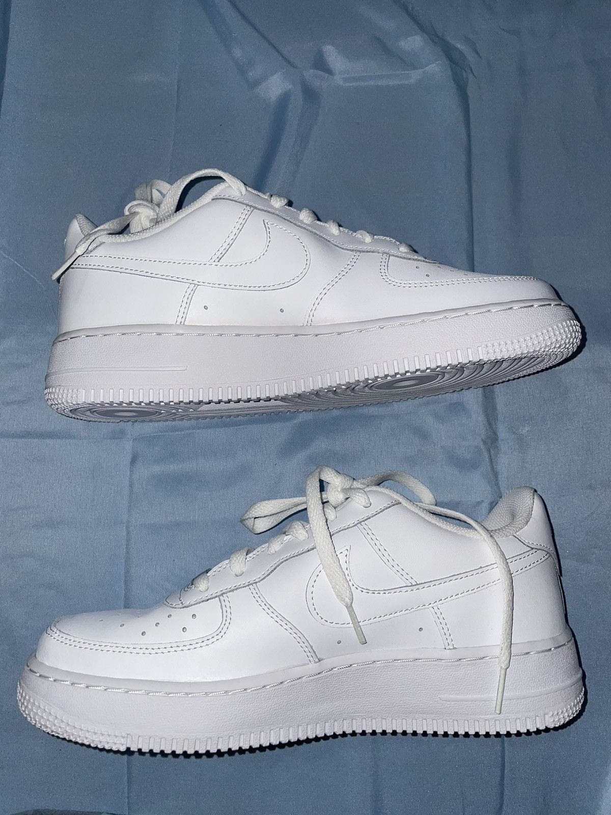 Nike Nike Air Force 1 (GS) Size US 7 / EU 40 - 5 Thumbnail