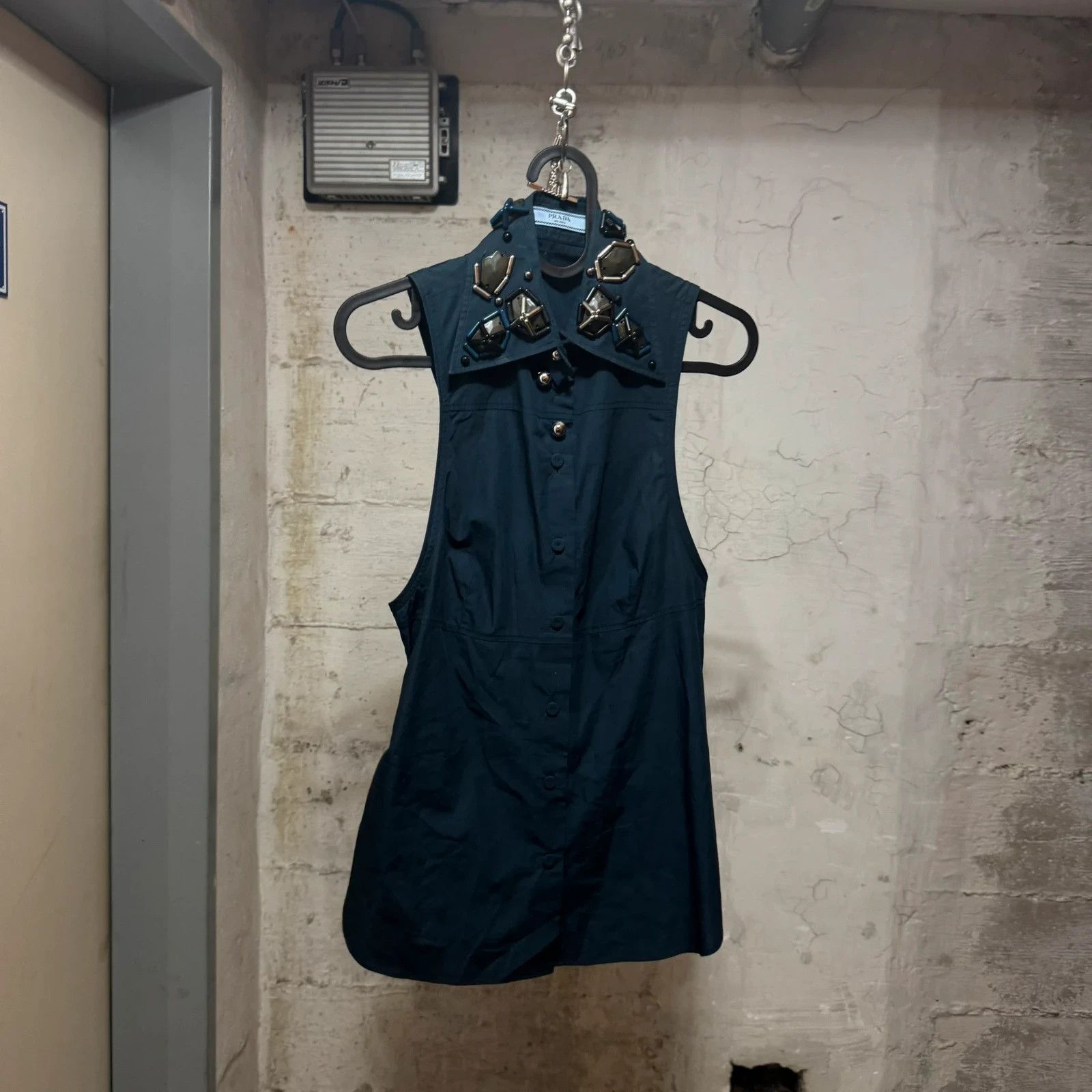 Prada F/W 2012 Prada sleeveless shirt with jeweled embellishments Size S / US 4 / IT 40 - 1 Thumbnail