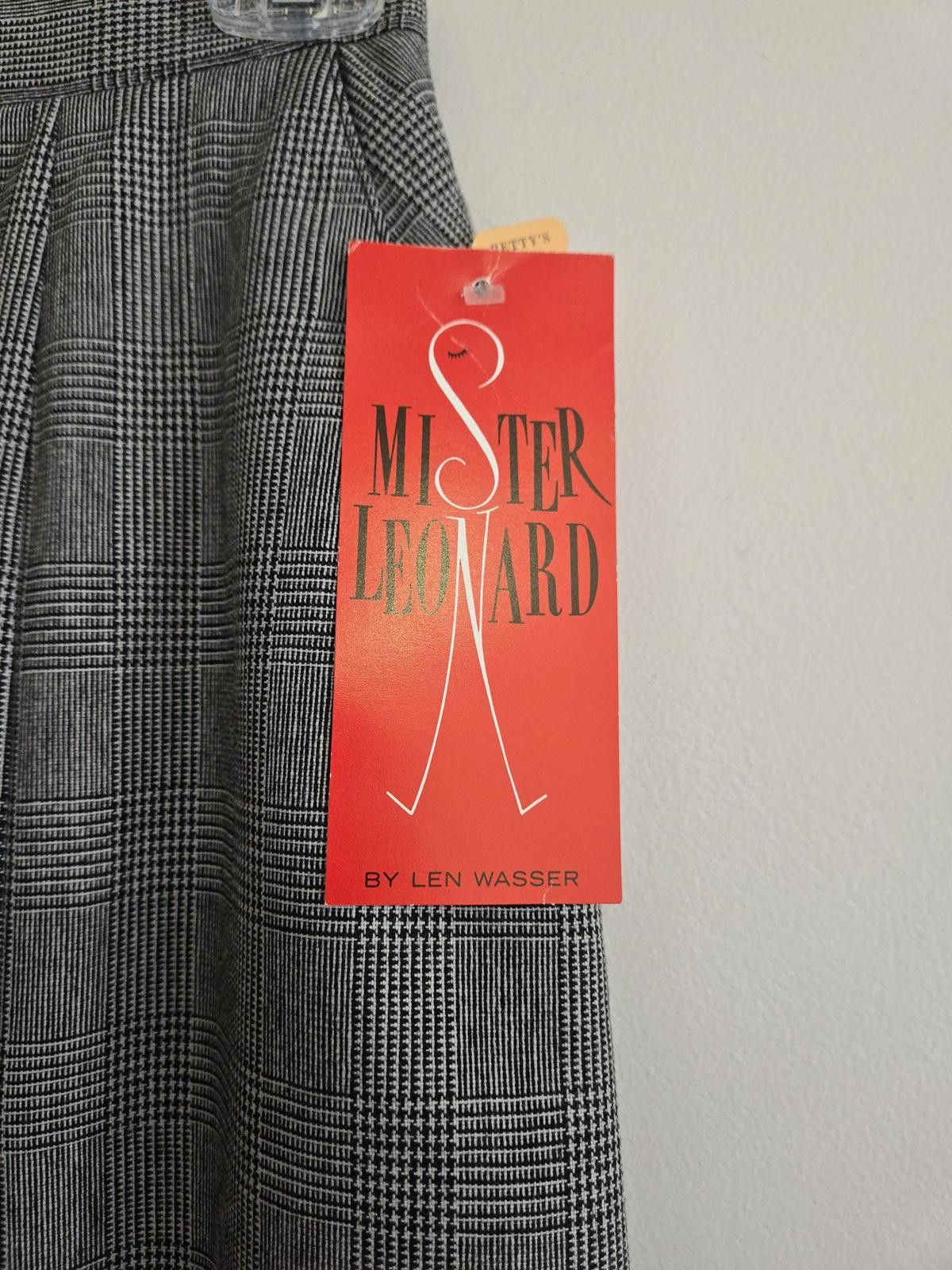 Designer Vintage Deadstock 1970s Mister Leonard Glen Check Midi Skirt Size 30" / US 8 / IT 44 - 3 Thumbnail
