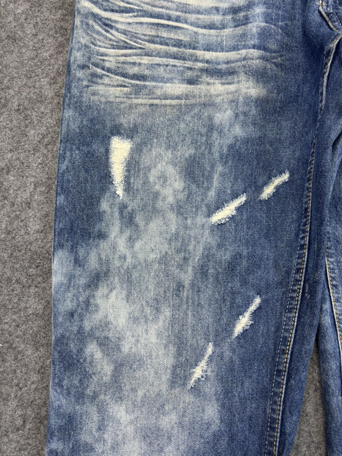 Japanese Brand Statement Pant 💥anti label Japan Soft Distressed Denim F947 Size US 32 / EU 48 - 6 Thumbnail