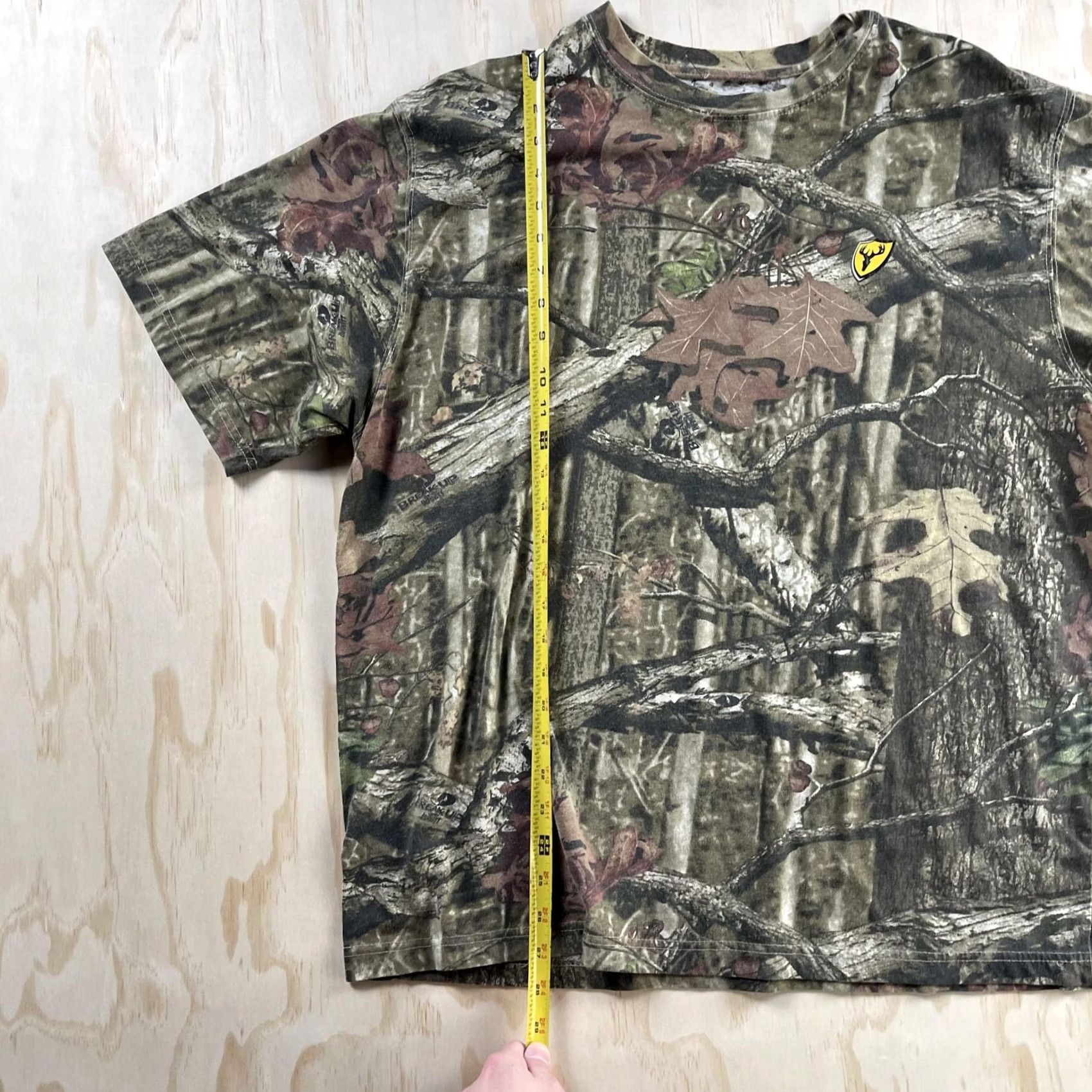 Vintage Y2K Camo Deer Hunting Shirt Mens XL Green Woodland Tagless Outdoor Tee T-Shirt Size US XL / EU 56 / 4 - 3 Thumbnail