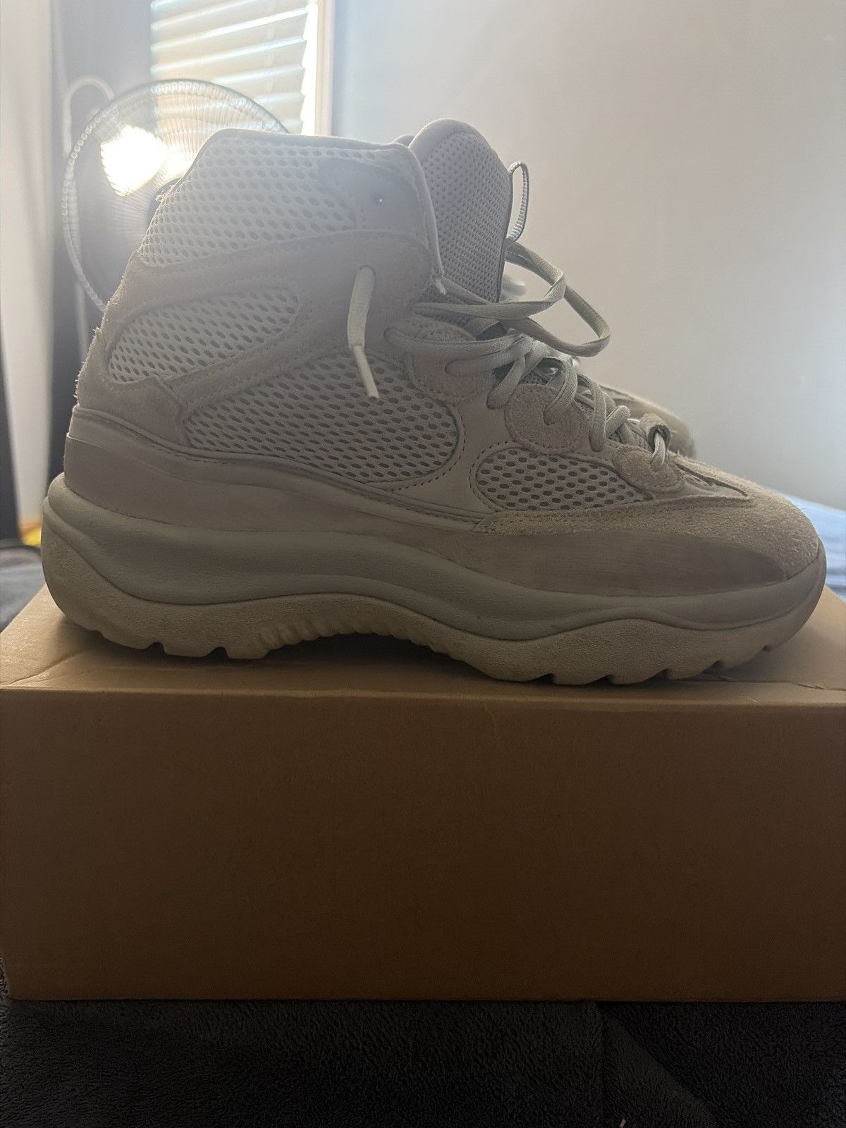 Yeezy Salt Yeezy Desert Boot Size US 10.5 / EU 43-44 - 2 Thumbnail