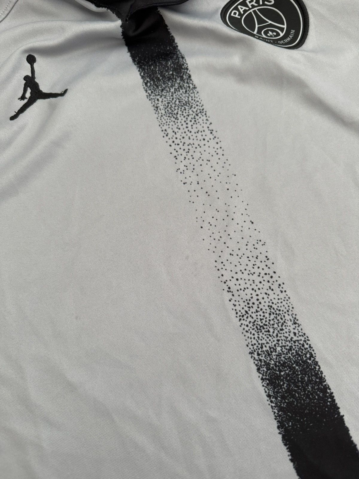 Jordan Brand Nike Jordan PSG soccer jersey Size US M / EU 48-50 / 2 - 7 Thumbnail