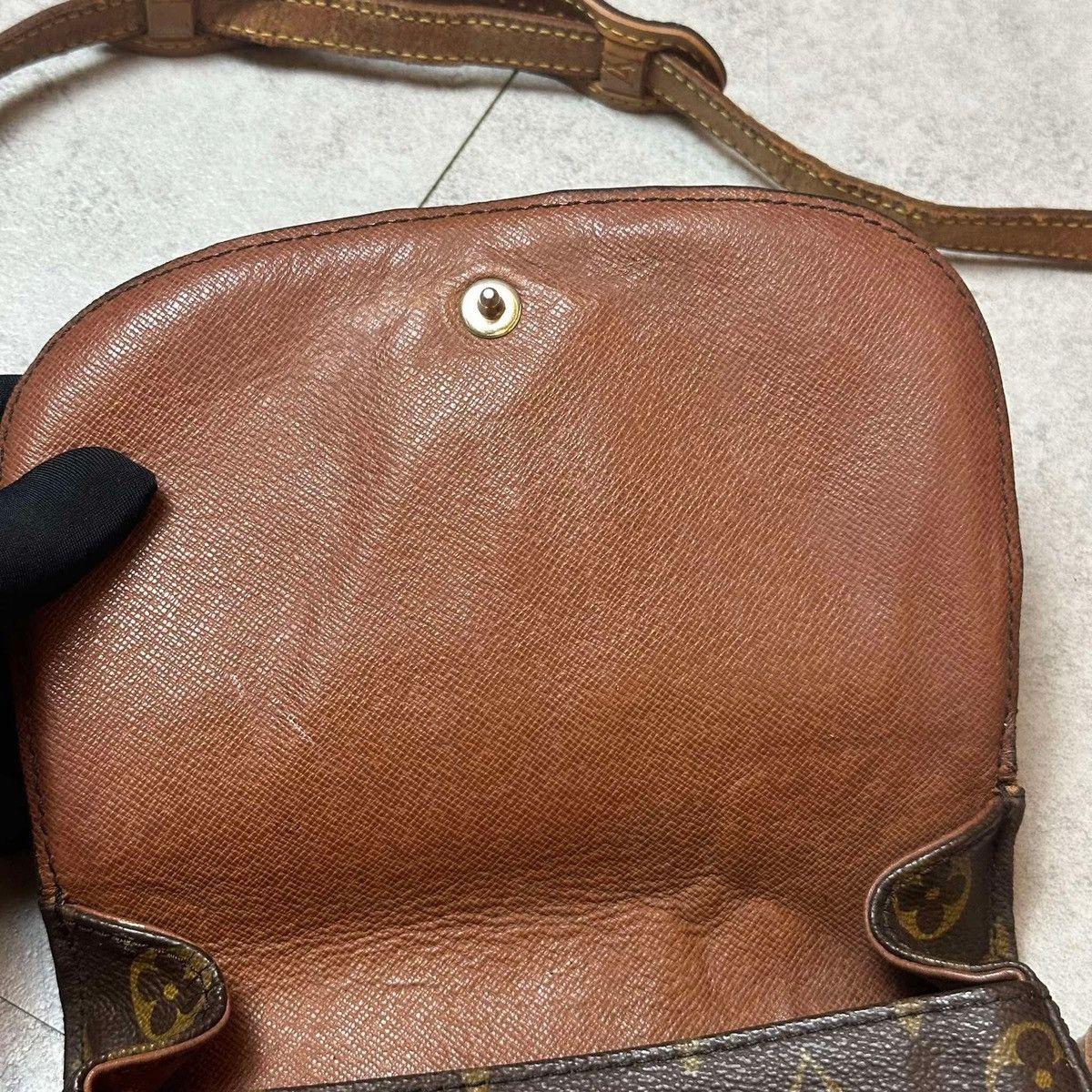 Louis Vuitton LOUIS VUITTON Saint-Cloud MM Monogram Canvas Bags Size ONE SIZE - 8 Thumbnail