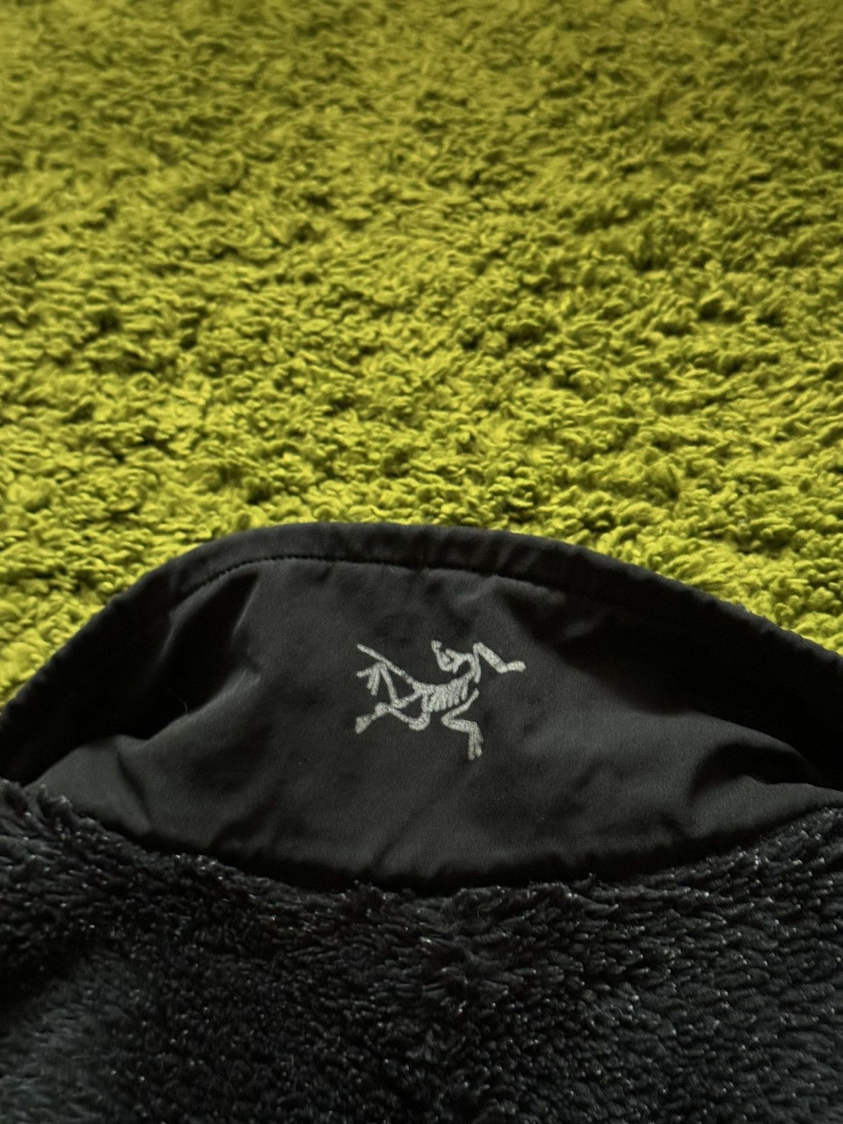 Arc’teryx 2000s vintage Y2K fuzzy fleece jacket polartec
