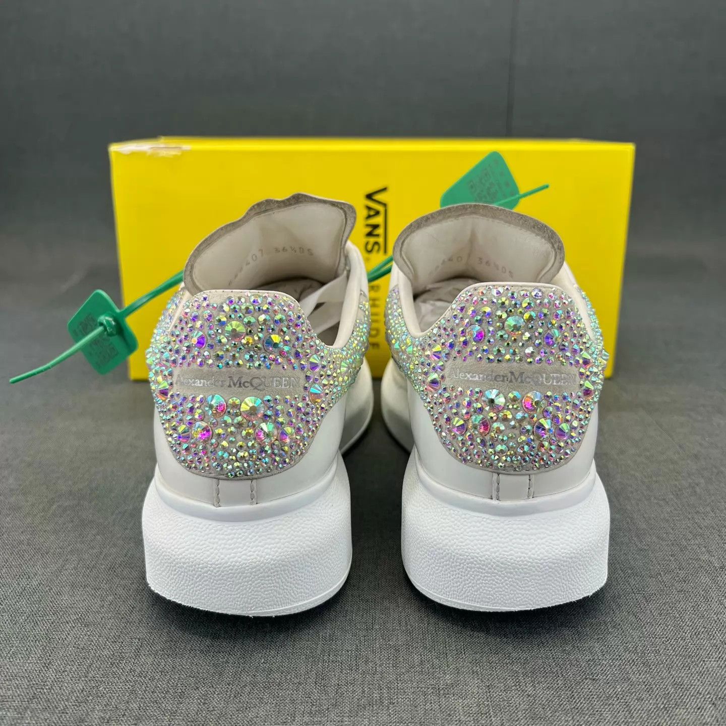 Alexander McQueen Alexander McQueen White 36.5 shoes Size US 6 / IT 36 - 5 Thumbnail