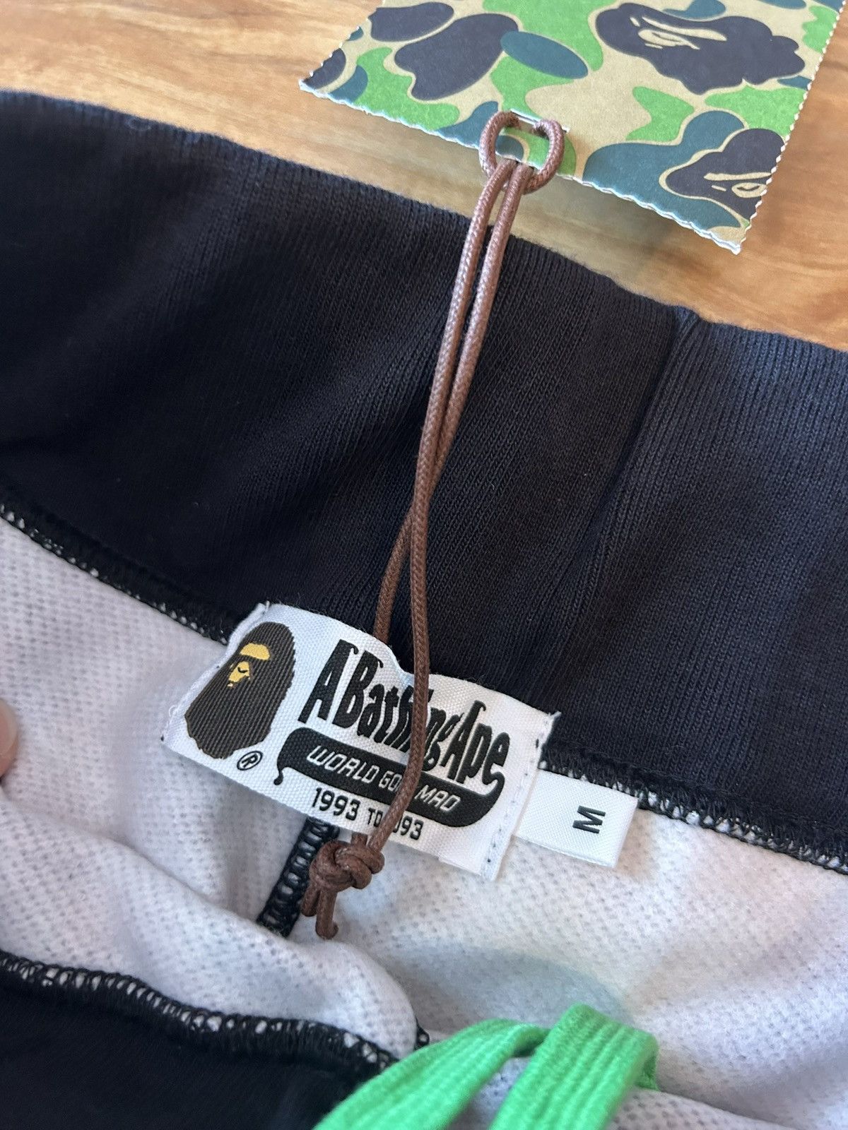Bape NEW Bape x Razer Collab Side Shark Shorts Size US 30 / EU 46 - 7 Thumbnail
