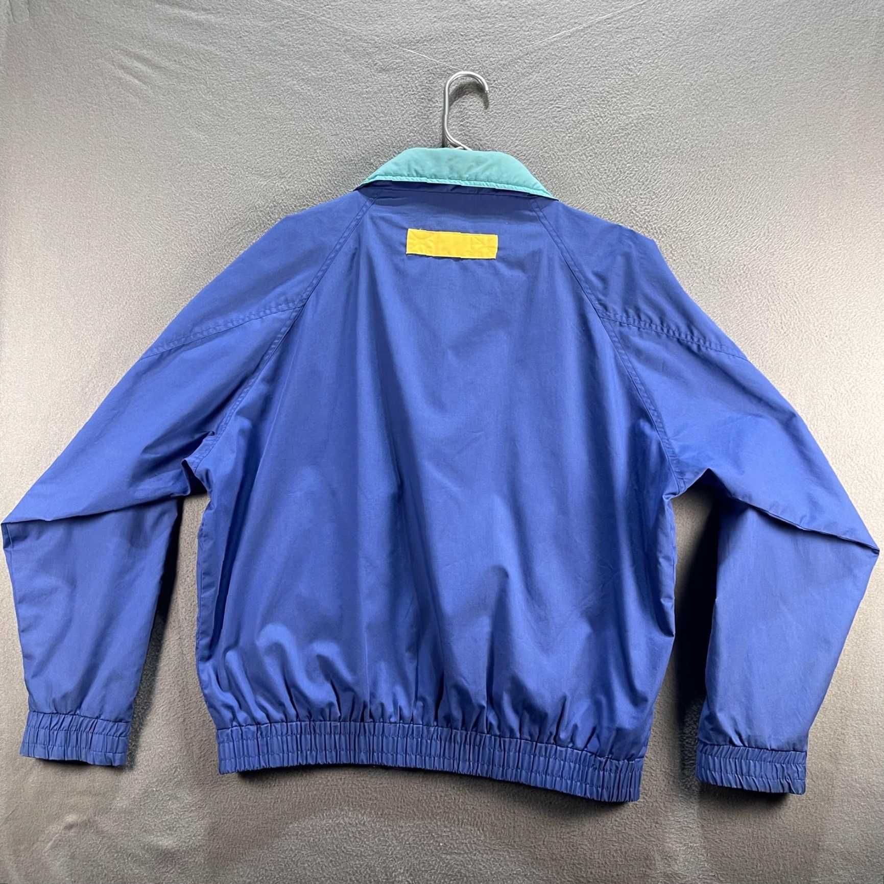 Vintage VINTAGE Virginia Lottery Jacket Mens XL Trademark Sportswear 90s Blue Windbreaker Zip Pockets Embroidered Logo Size US XL / EU 56 / 4 - 5 Thumbnail