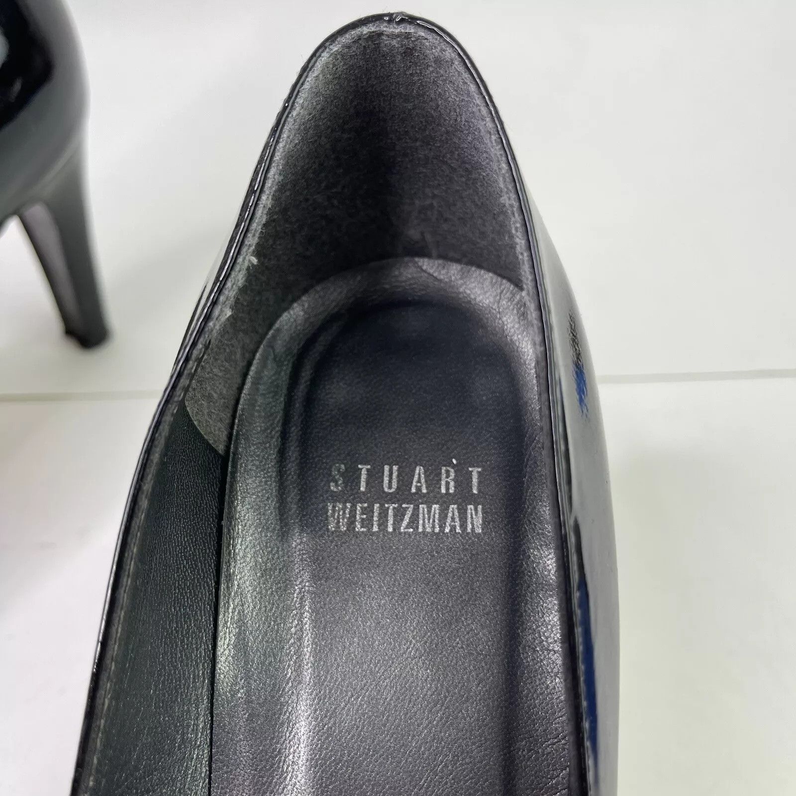 Stuart Weitzman Stuart Weitzman Black Patent Leather Strap Peep Toe 9.5M Size US 9.5 / IT 39.5 - 4 Thumbnail