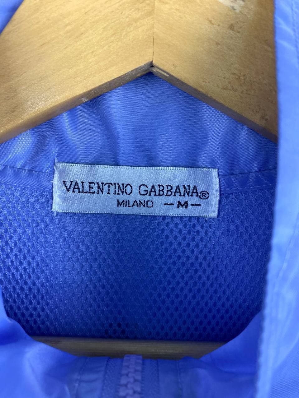 Valentino valentino gabbana light jacket nice design Size US M / EU 48-50 / 2 - 5 Thumbnail