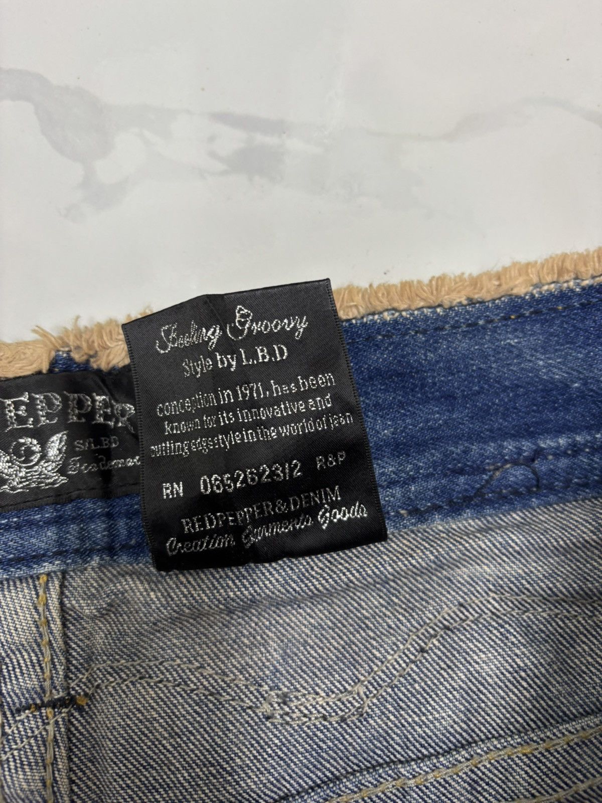 If Six Was Nine 🔥RED PEPPER Rusty Mud Wash Flared Jean Distressed Denim Size US 32 / EU 48 - 13 Thumbnail
