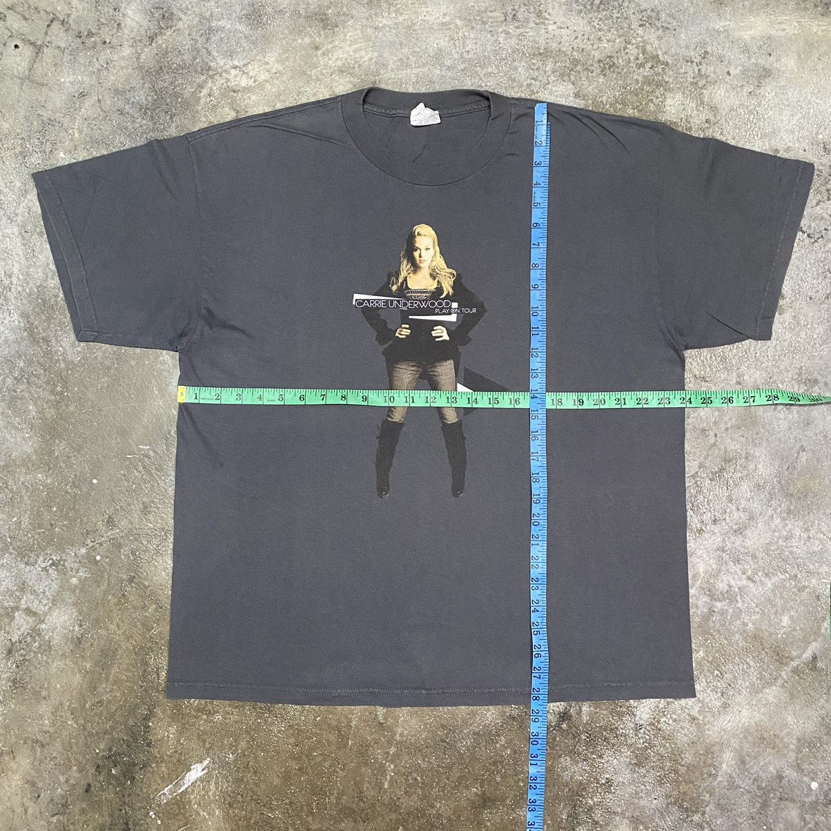 Band Tees × Vintage Vintage y2k Carrie Underwood Play On Tour T Shirt Size US XL / EU 56 / 4 - 11 Thumbnail