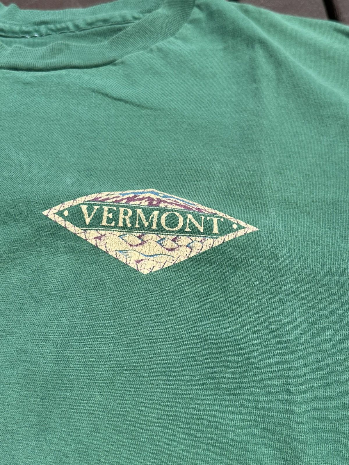 Vintage Y2K Vintage Vermont Tee Size US L / EU 52-54 / 3 - 2 Thumbnail