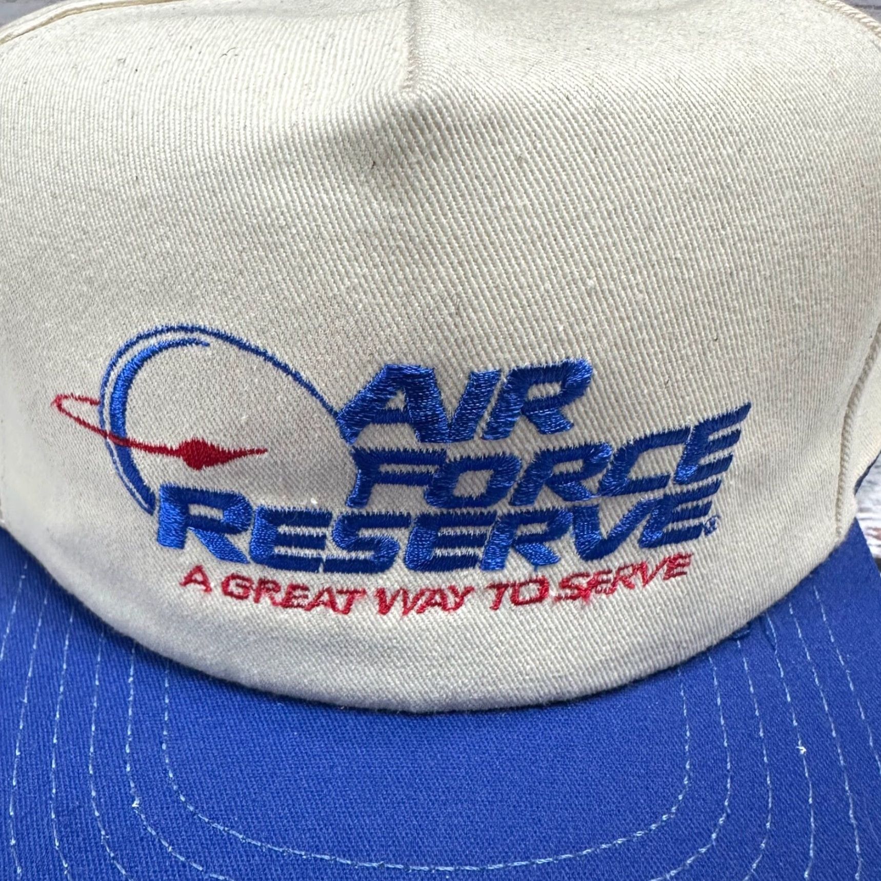 Vintage VINTAGE Air Force Reserve A Great Way To Serve Snapback Hat Beige Blue Mens One Size Beige/Blue Snapback Ball Cap Size ONE SIZE - 2 Thumbnail