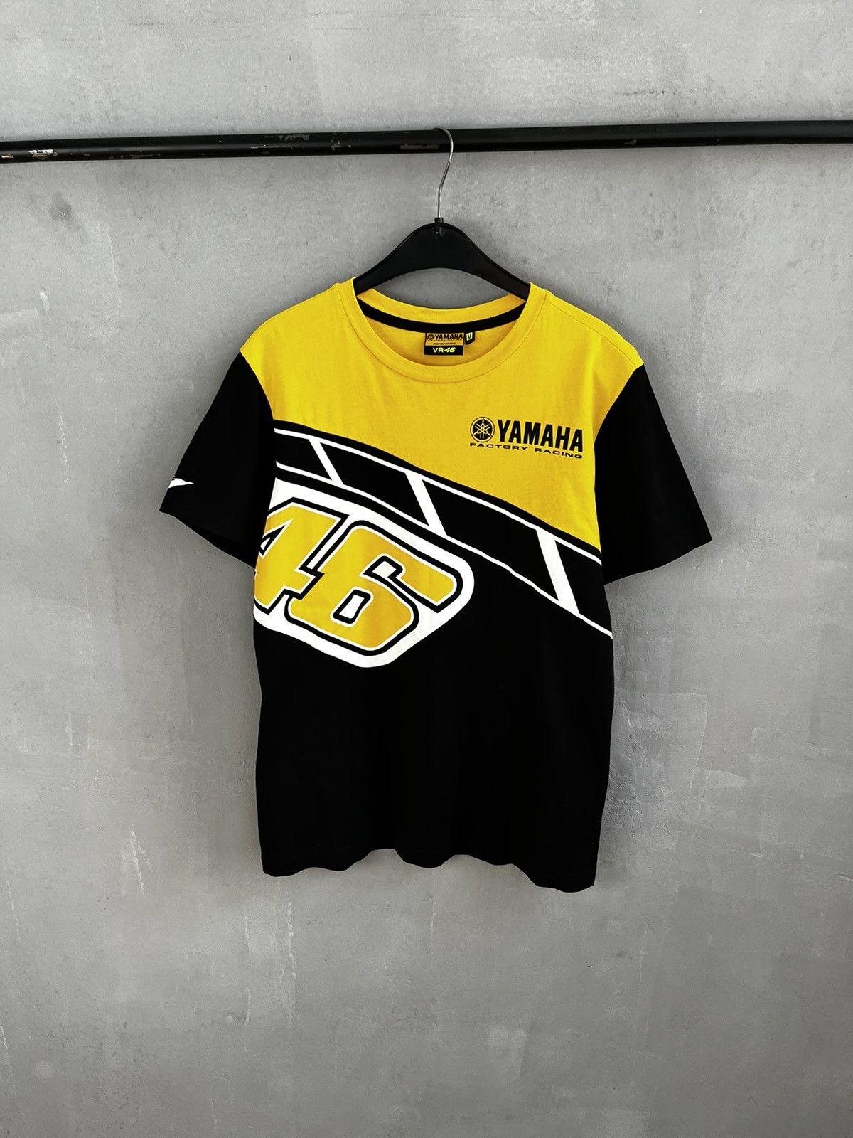 Yamaha Yamaha Vale 46 Y2k Racing Japanese Streetwear Style t-shirt Size US M / EU 48-50 / 2 - 6 Thumbnail