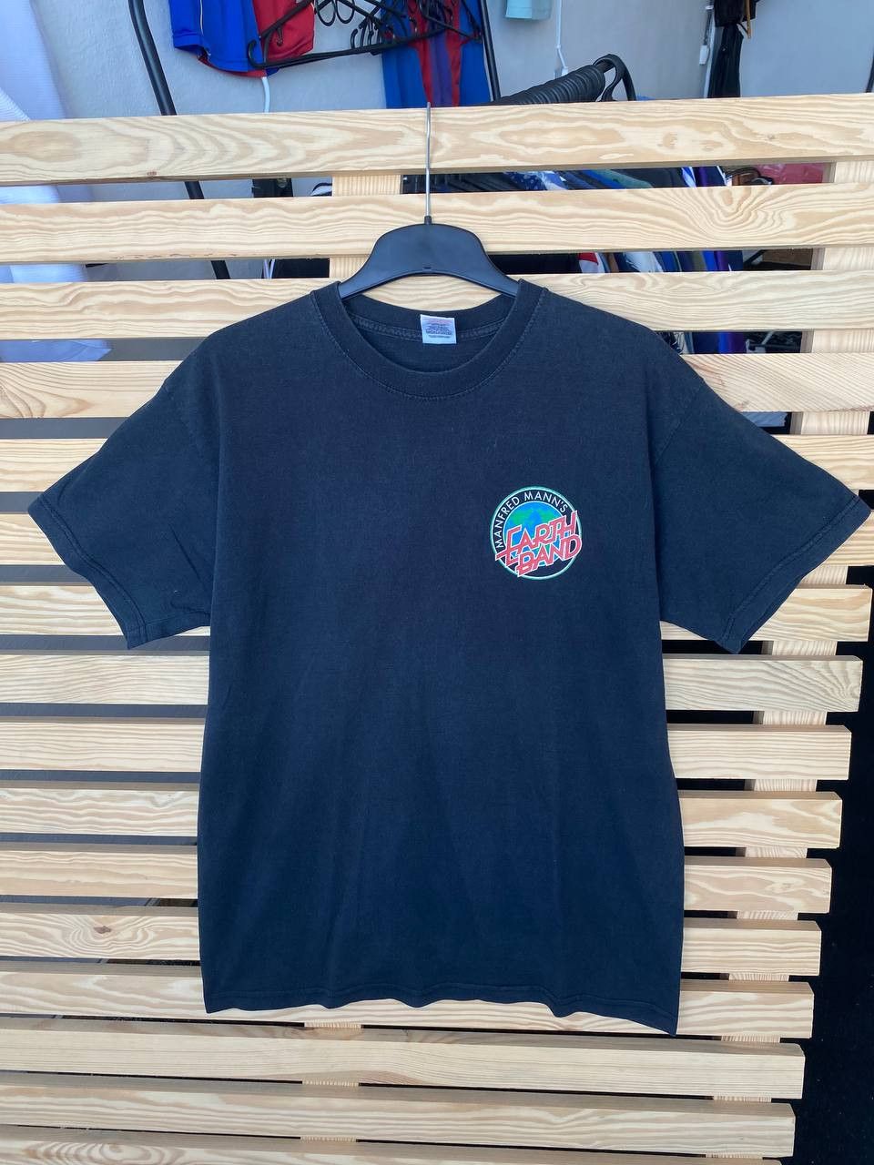 Band Tees Vintage 00s Manfred Mann's Earth Tour Tee Progressive Rock Size US M / EU 48-50 / 2 - 1 Thumbnail