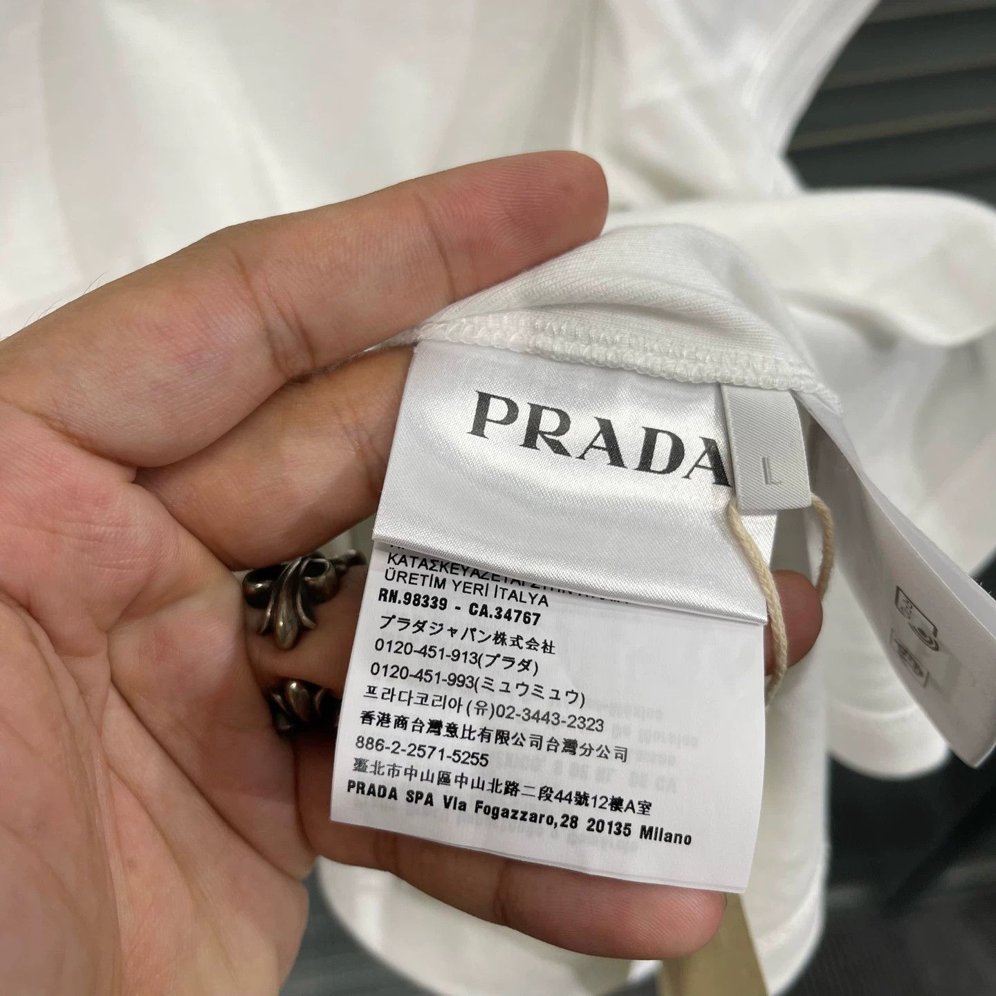 Prada Prada Triangle Logo Short Sleeve Tee L Near New #116 Size L / US 10 / IT 46 - 5 Thumbnail