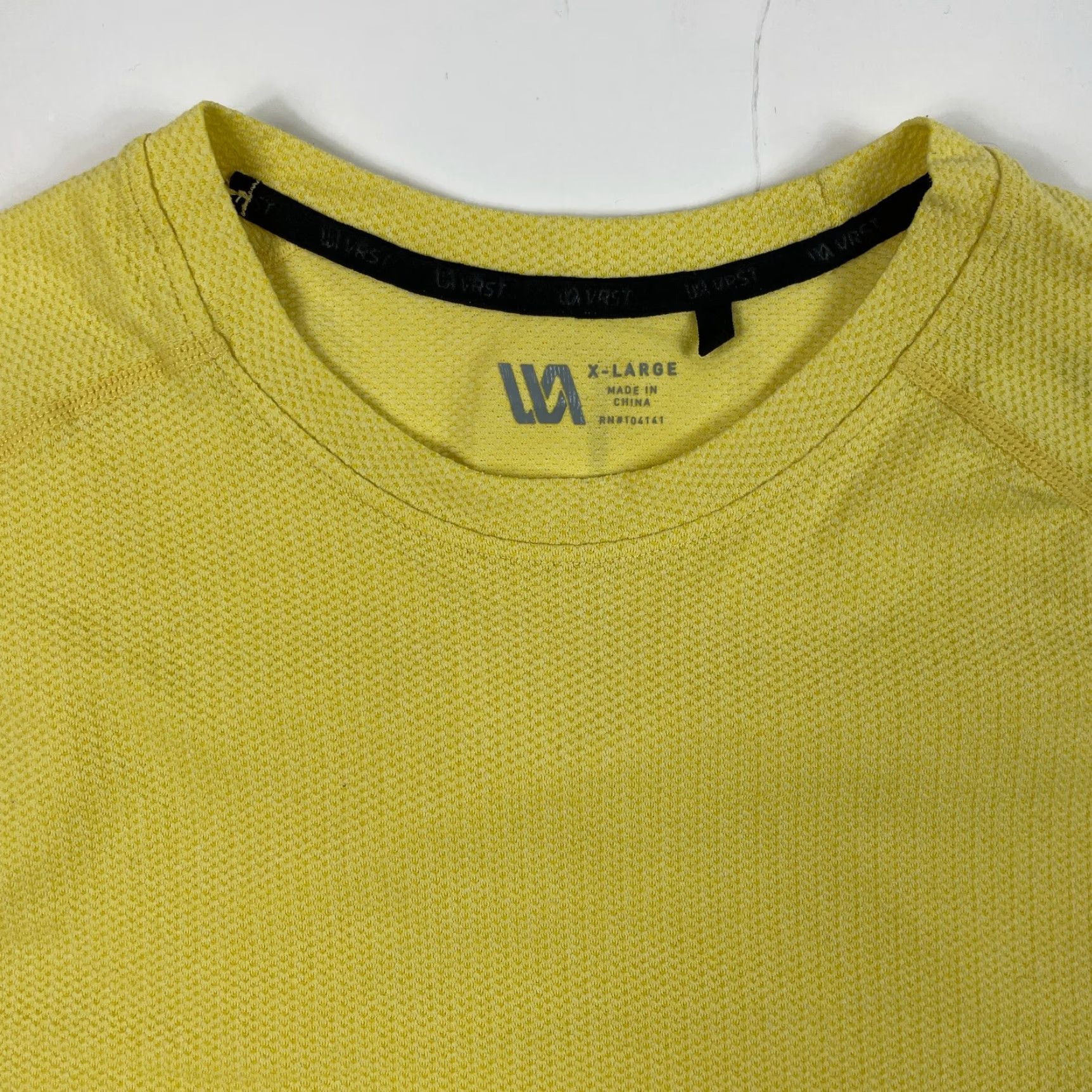 Vintage VRST Shirt Mens XL Yellow Circuit Short Sleeve Seamless Breathable Lightweight Moisture Wicking Size US XL / EU 56 / 4 - 6 Thumbnail