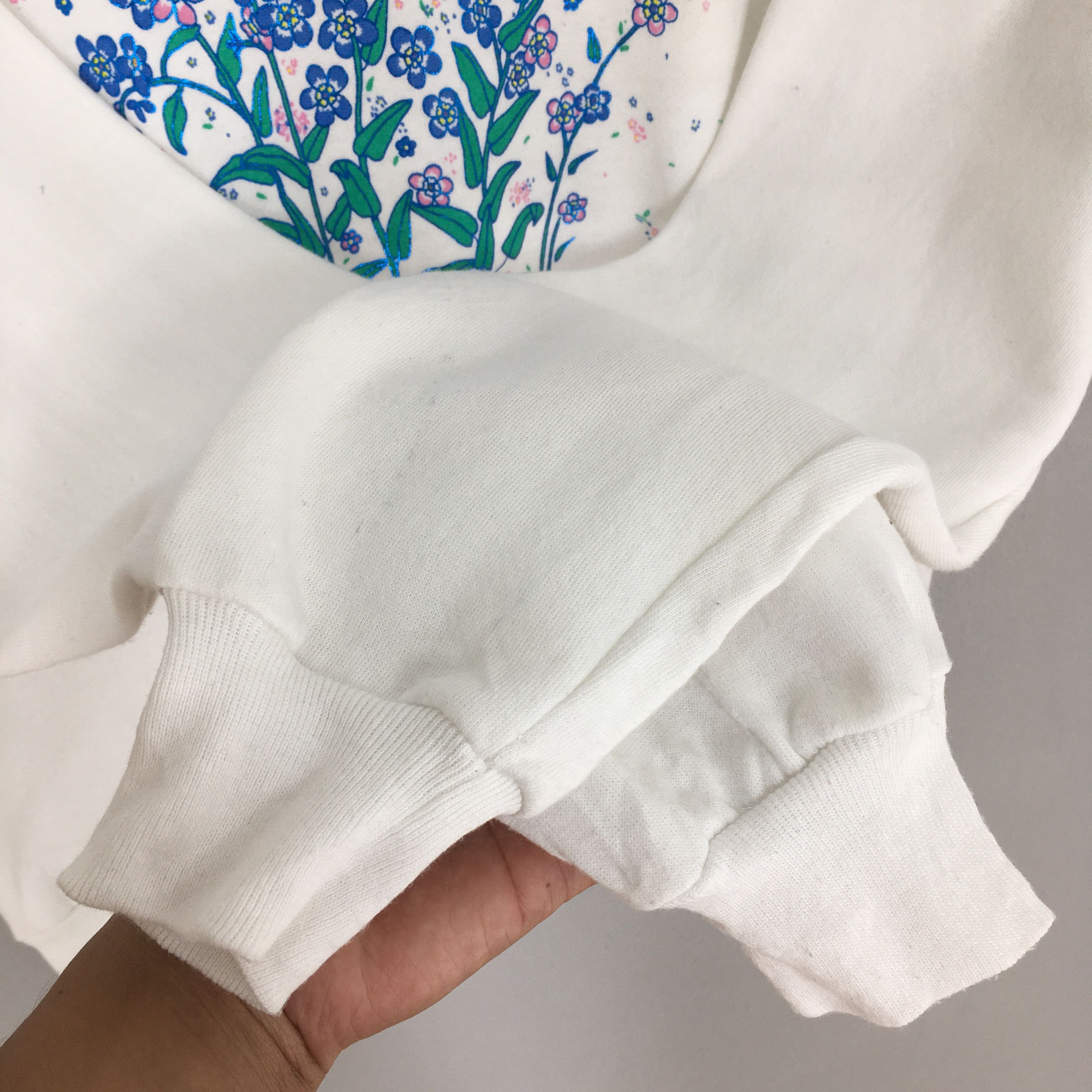 Vintage Vintage 90s Bouquet Flower Alaska Sweatshirt Large Size US L / EU 52-54 / 3 - 5 Thumbnail