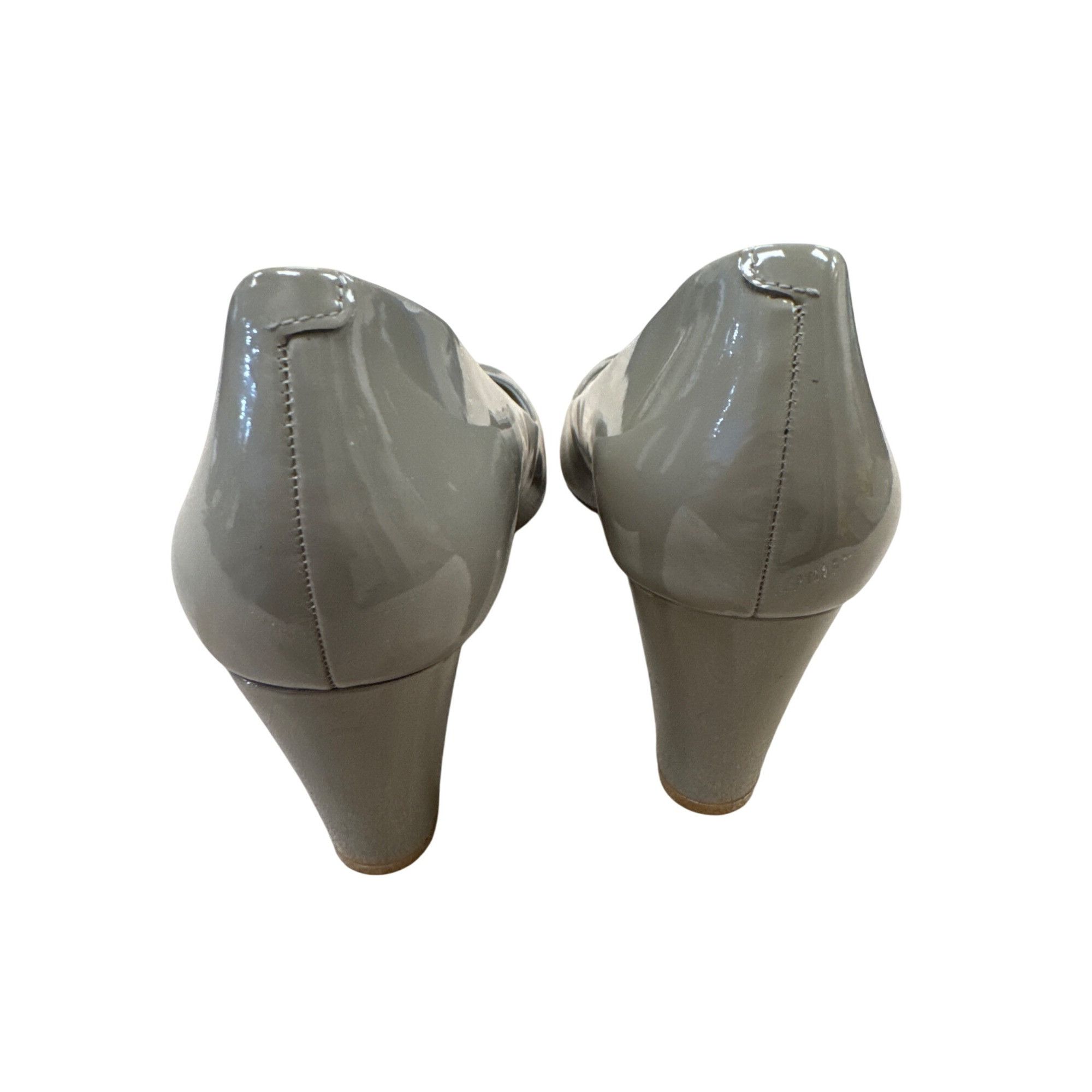Lauren Ralph Lauren Lauren Ralph Lauren Womens Gray Patent Leather Heels Size 10 Size US 10 / IT 40 - 5 Thumbnail