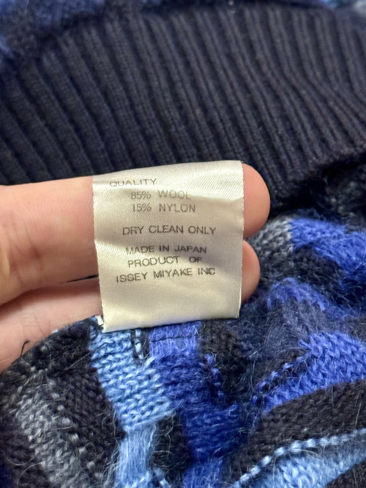 Issey Miyake Issey Miyake Vintage Blue Wool Relief Knit Sweater, Men’s M Size US M / EU 48-50 / 2 - 7 Thumbnail