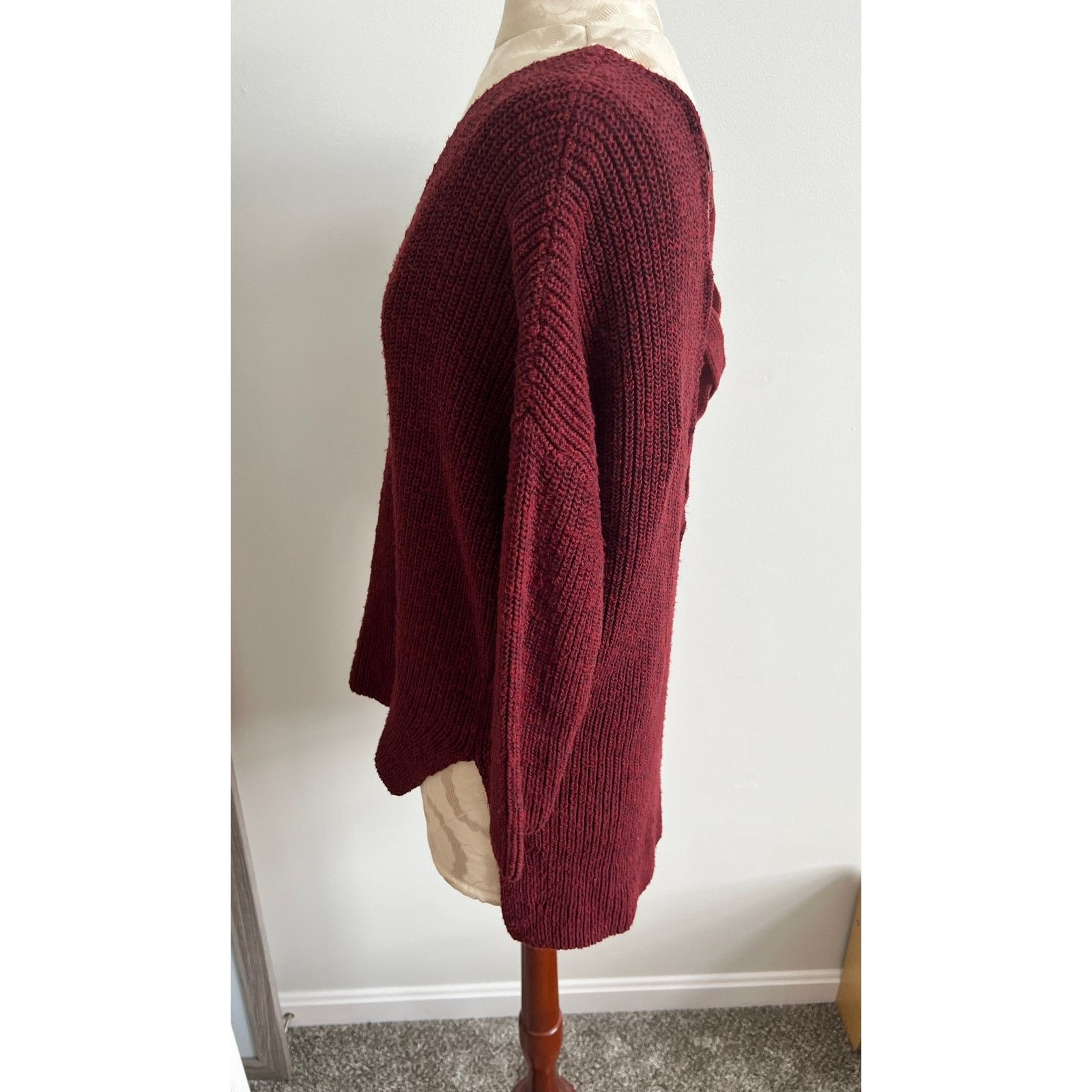 Express Express Women’s Crossover Back Burgundy Knit Sweater Small Size S / US 4 / IT 40 - 2 Thumbnail