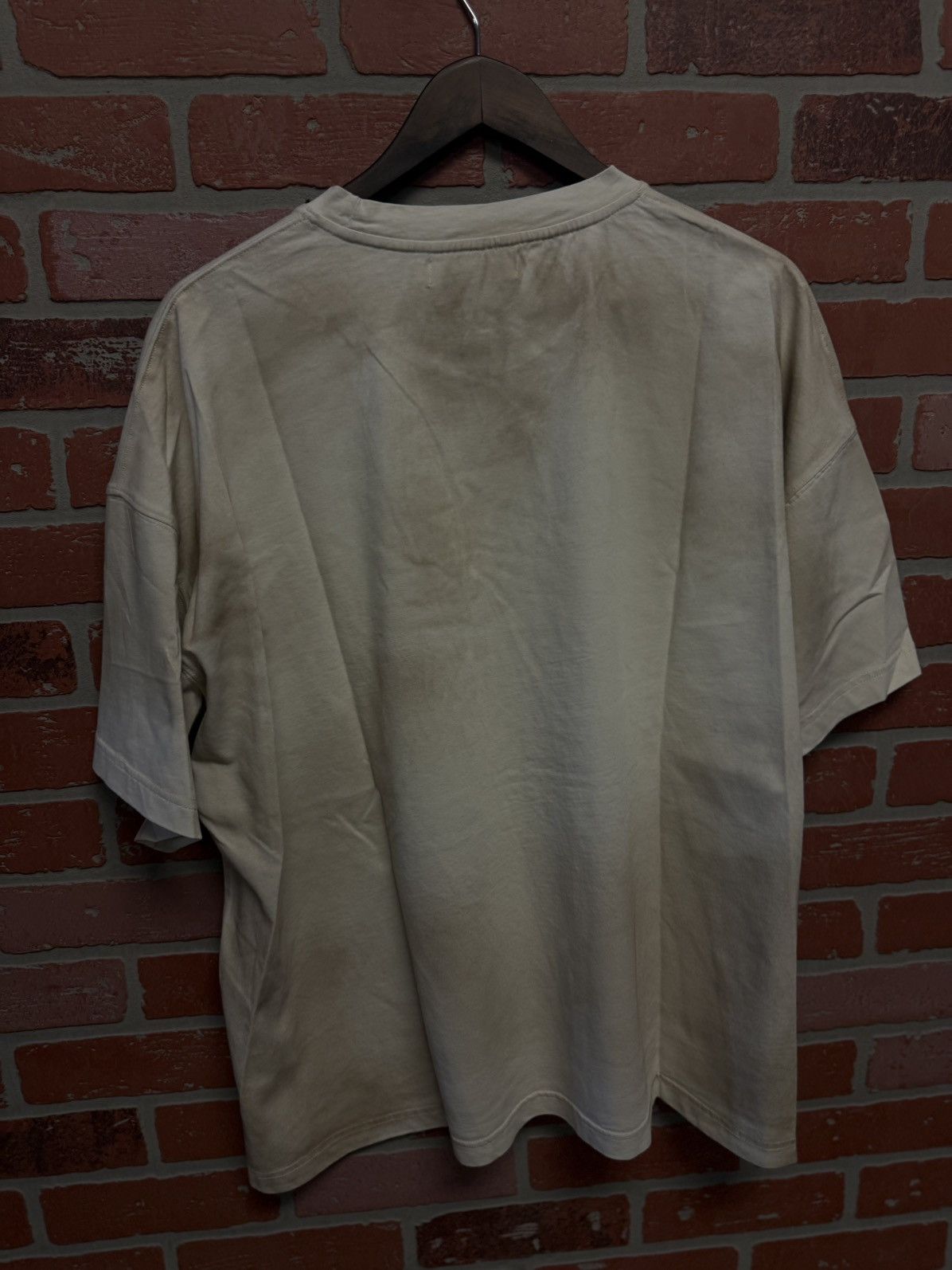 Vale Valley Rushmore Tee Size XXL Brand New Cream Blue Size US XXL / EU 58 / 5 - 7 Thumbnail