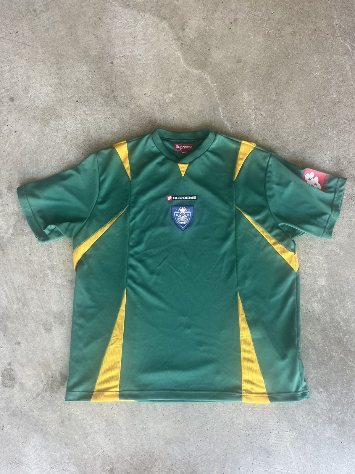Supreme Supreme crest soccer jersey | Grailed