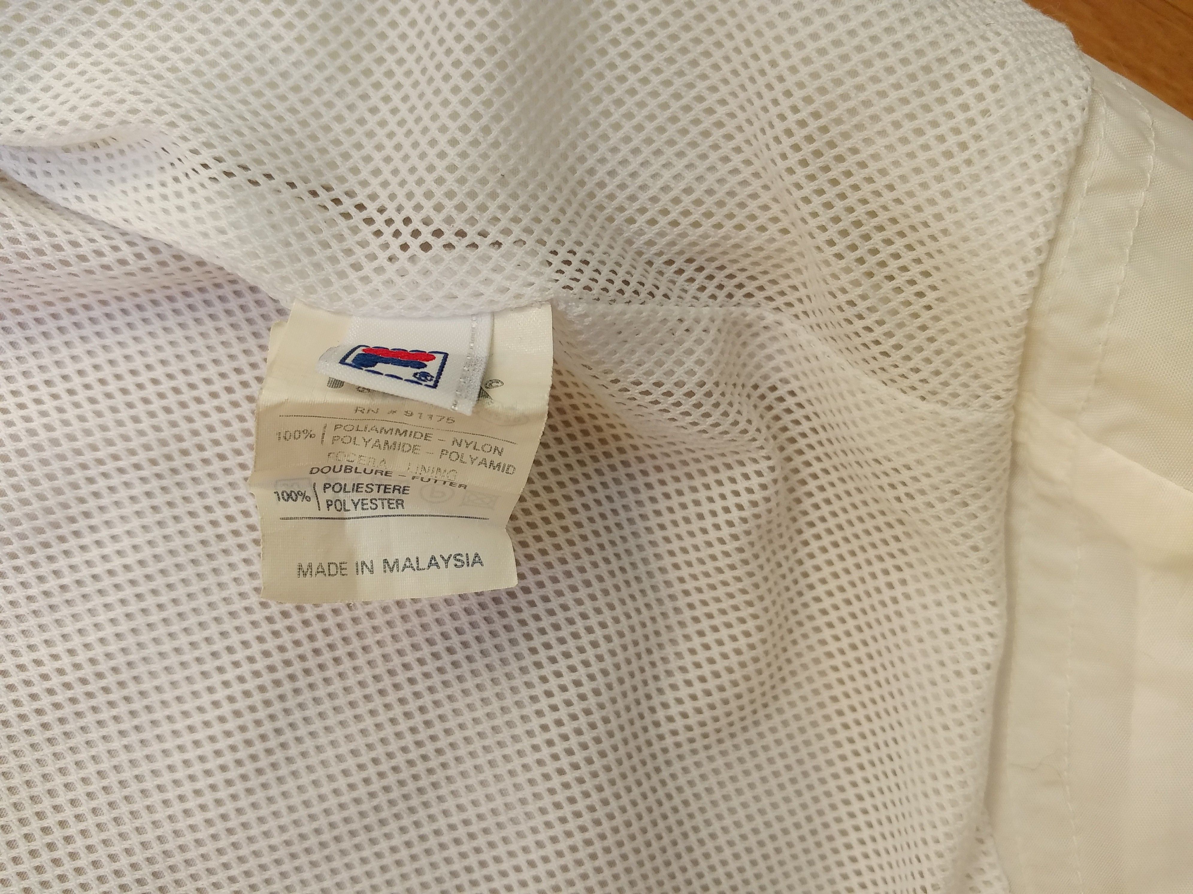 Fila FILA jacket, vintage, 90s hip hop windbreaker skater Y2K L Size US L / EU 52-54 / 3 - 15 Thumbnail