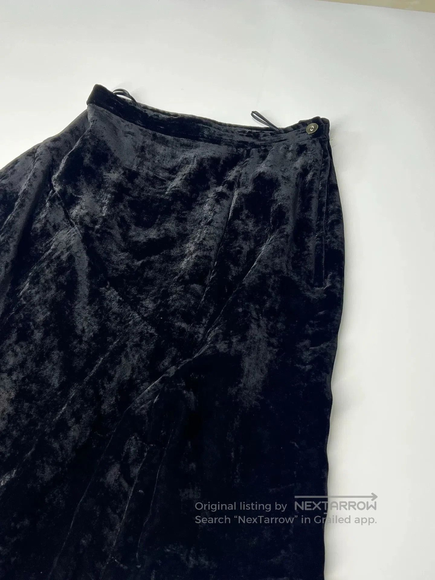 Comme des Garcons black velvet irregular hem skirt. Size 22" - 3 Thumbnail