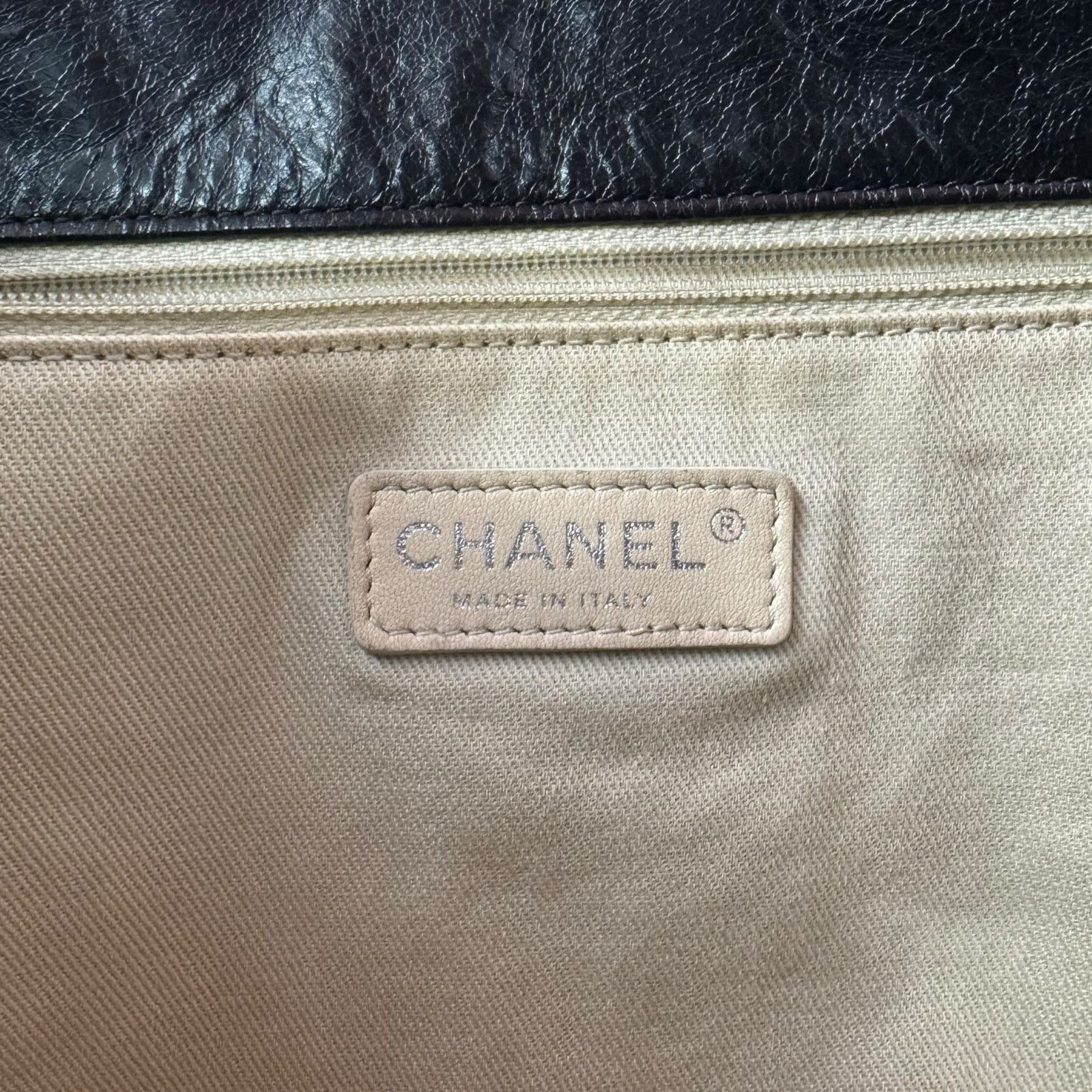 Chanel Chanel Glazed Leather Double Stitched Tote Bag Size ONE SIZE - 10 Thumbnail