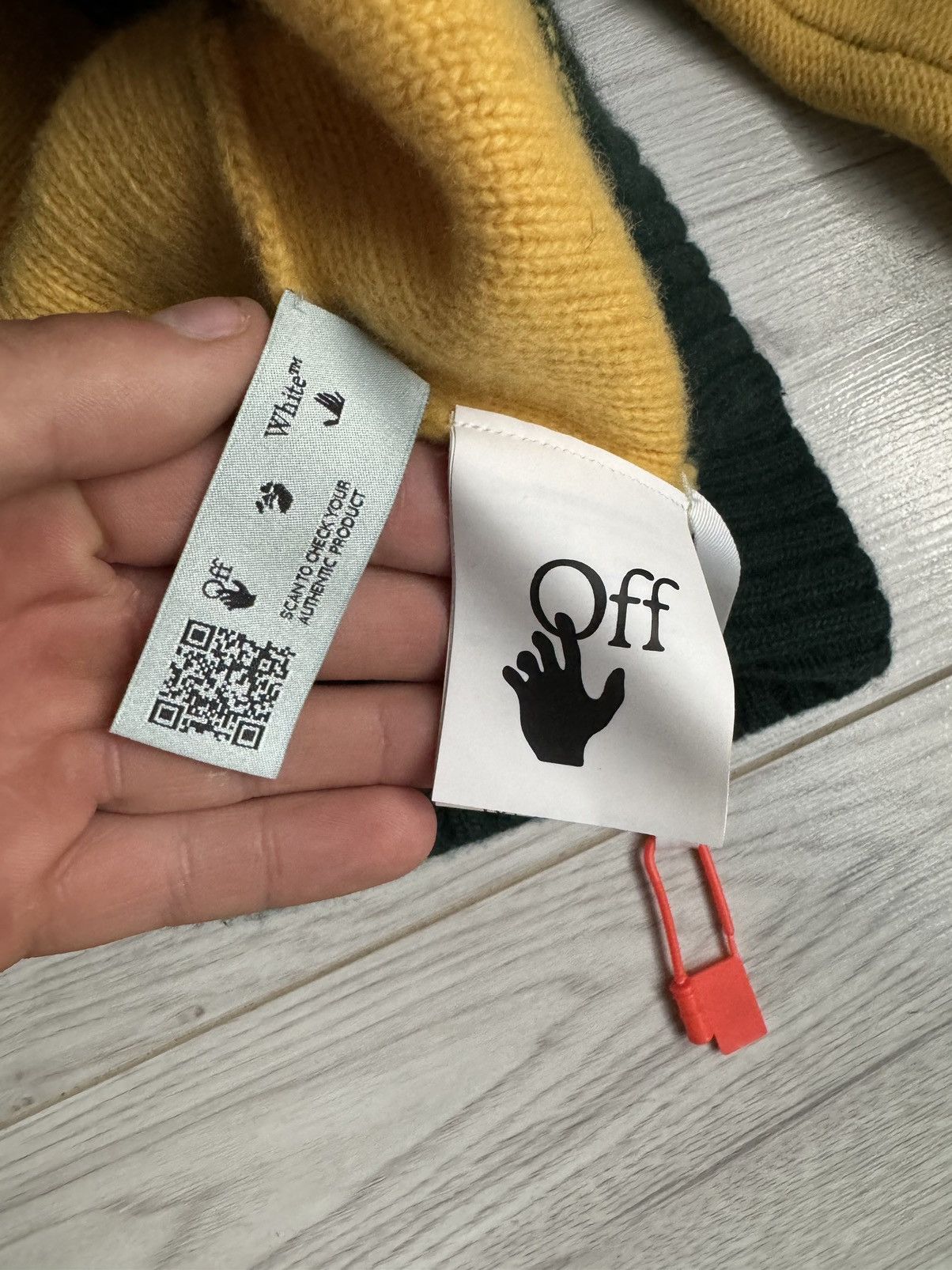 Off-White OFF-WHITE Color Block Logo Sweater Black/Yellow Men's Size US M / EU 48-50 / 2 - 8 Thumbnail