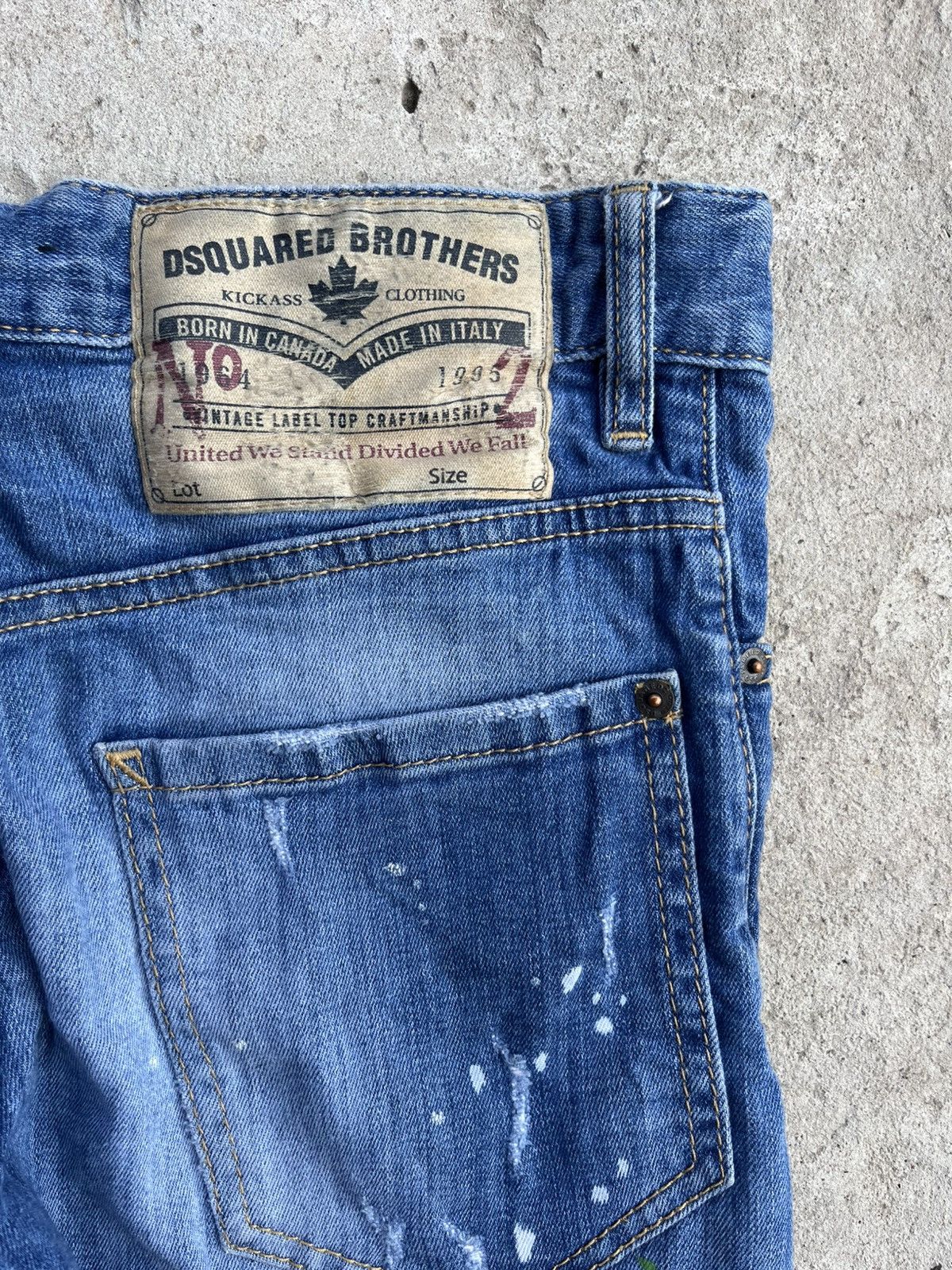Dsquared2 SS18 Dsquared2 Painted Distressed Slim Fit Jeans Size US 29 - 15 Thumbnail