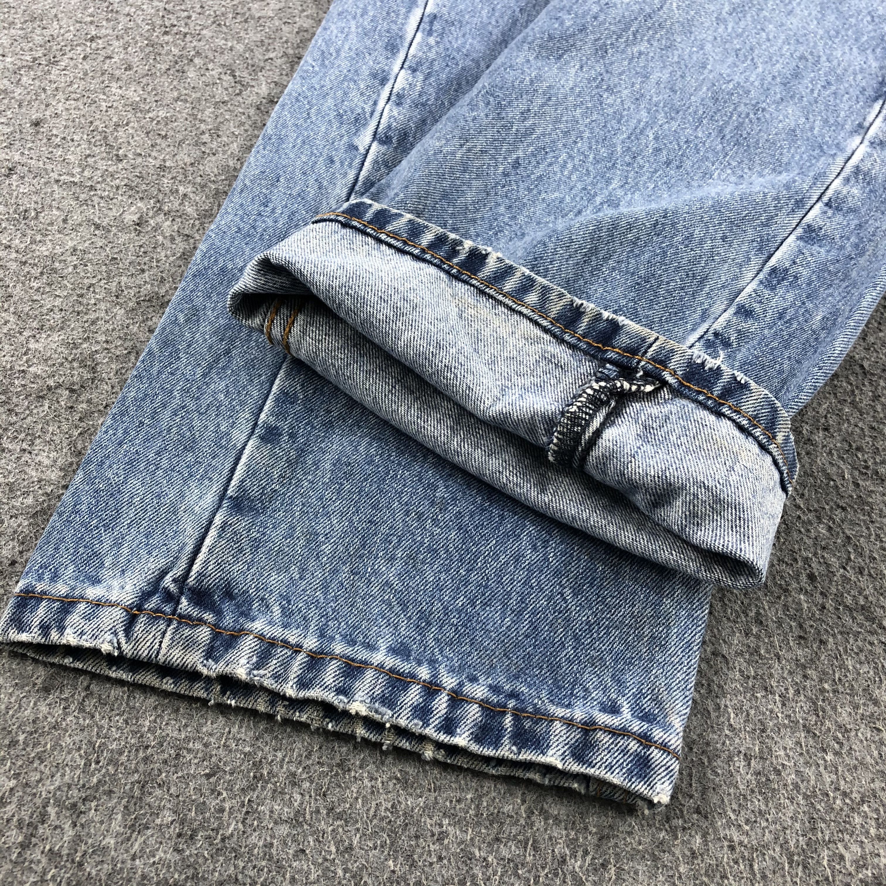 Levi's × Vintage Vintage Blue Wash Levis 505 Jeans-JM1472 Size US 33 - 7 Thumbnail