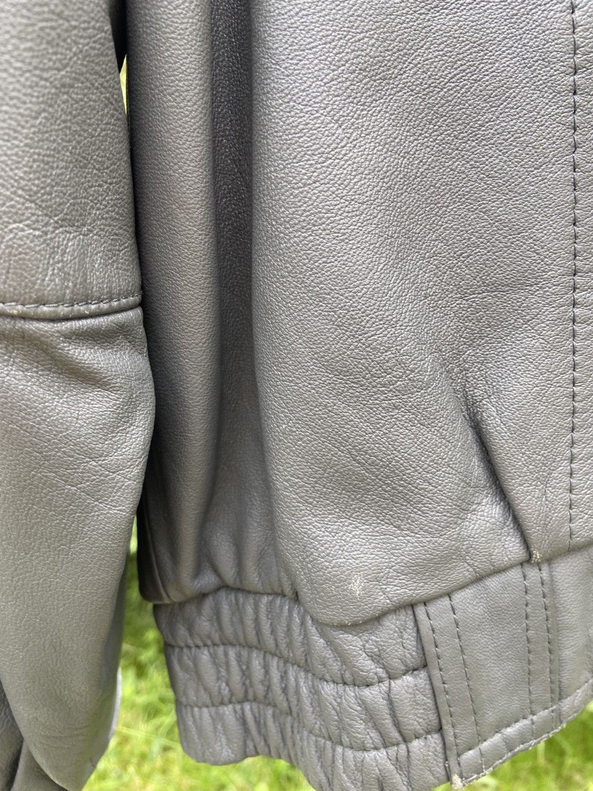 Japanese Brand Vintage Grey leather bomber Jacket Size US M / EU 48-50 / 2 - 15 Thumbnail