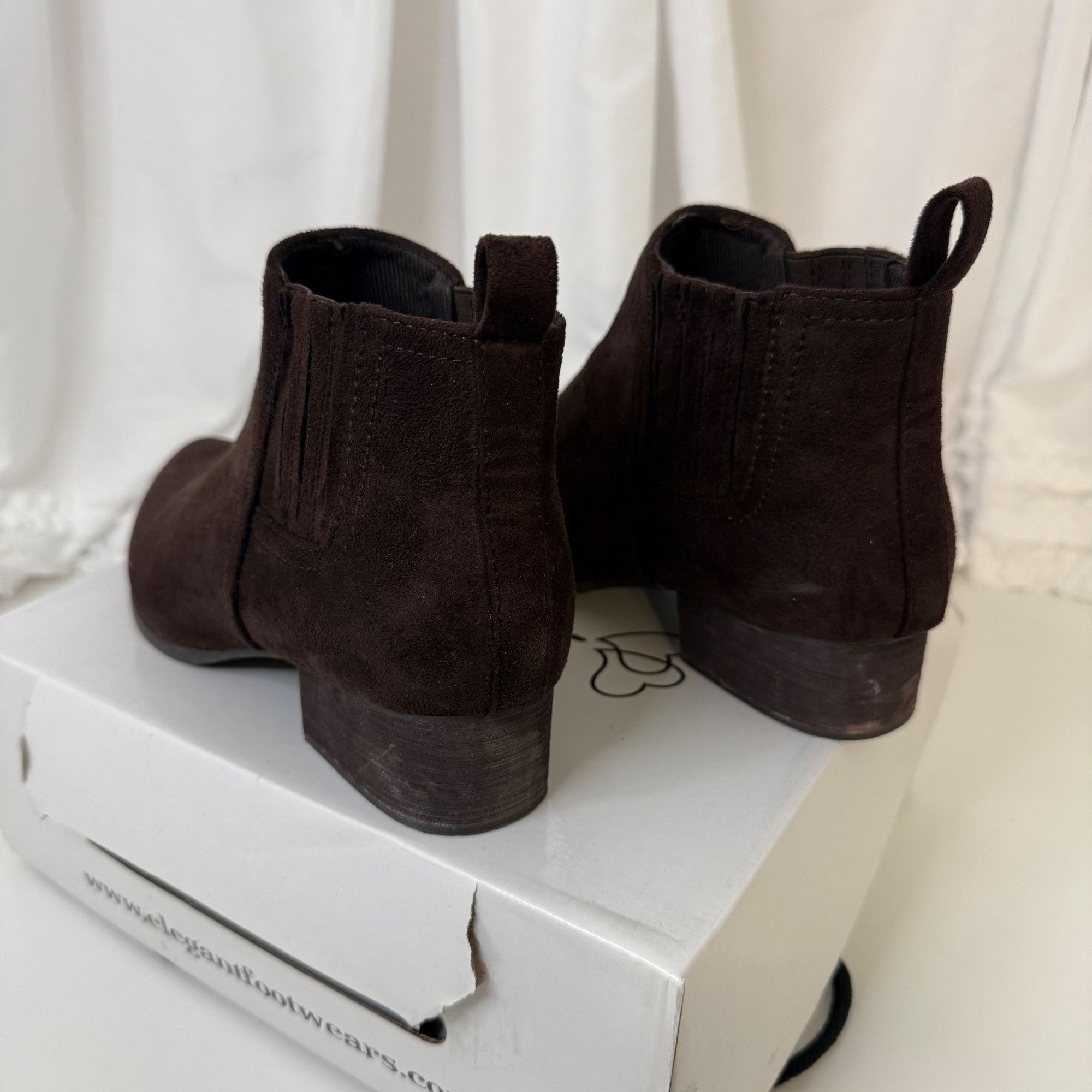 Other Elegant Footwear Brown Suede Ankle Boots With Block Heel For Size US 7.5 / IT 37.5 - 4 Thumbnail