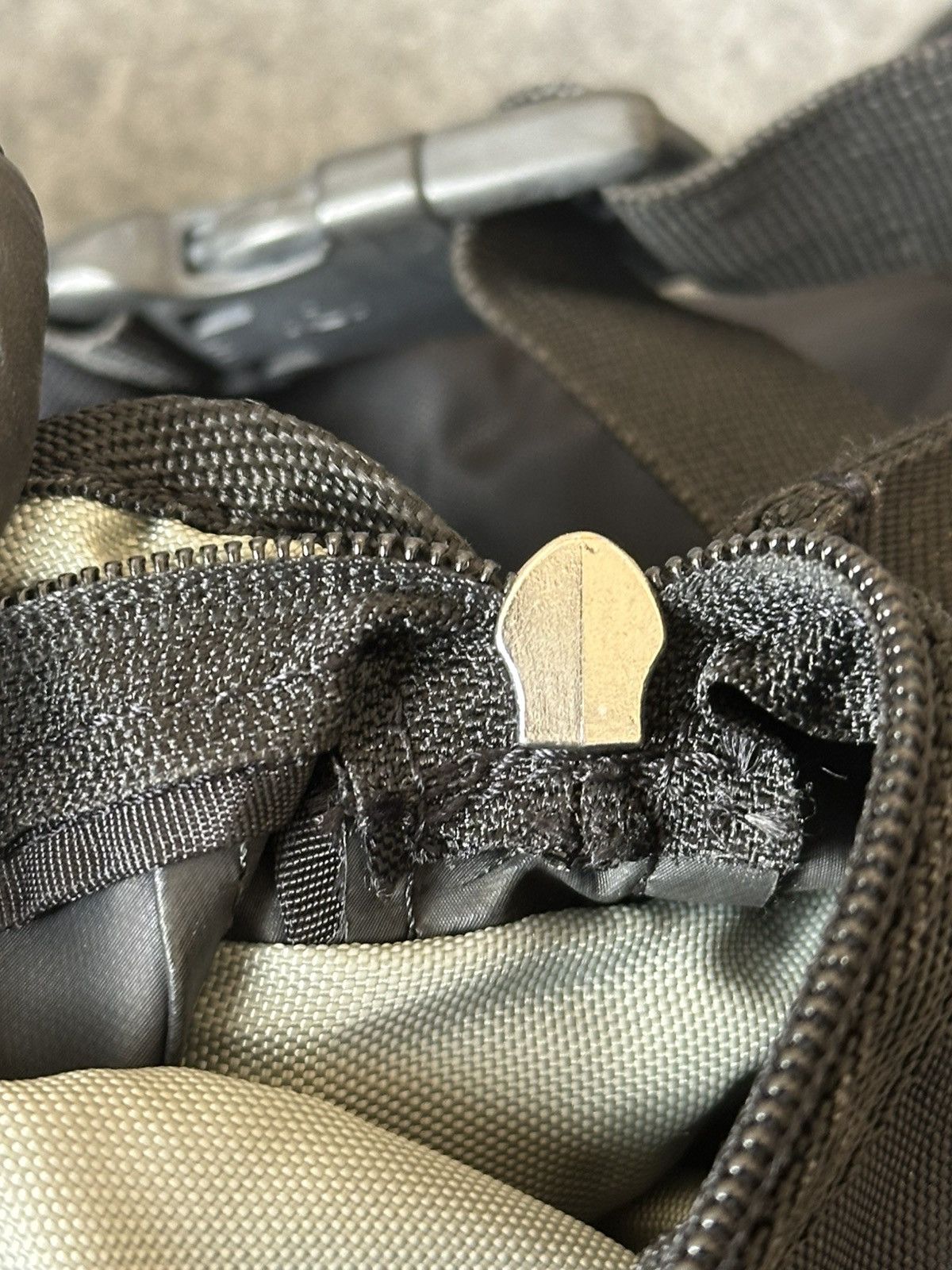 Nike Nike Y2K archive backpack with mesh side pockets. Size ONE SIZE - 12 Thumbnail