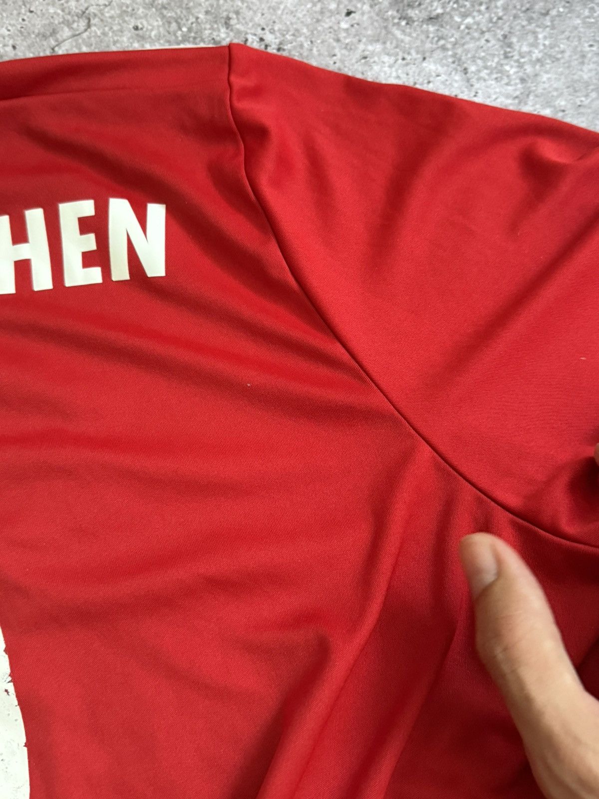 Adidas × Vintage Vintage Adidas Bayern Munchen FC Lewandowski Size US L / EU 52-54 / 3 - 14 Thumbnail