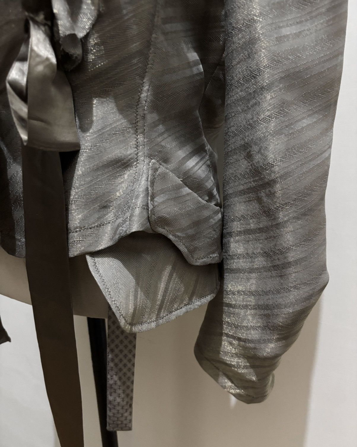 Comme des Garcons Y&Kei Aw2004 Metallic Silk Blazer Size M / US 6-8 / IT 42-44 - 9 Thumbnail