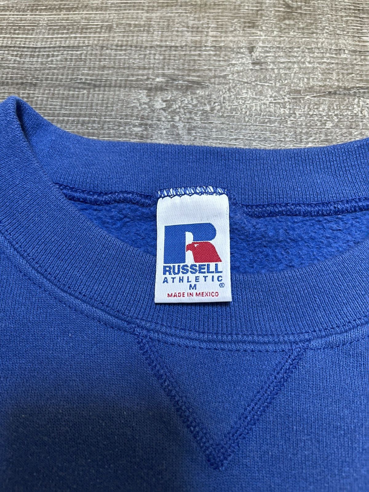 Russell Athletic × Vintage Vintage 90s Russell Athletic Pullover Sweatshirt Royal Blue Size US M / EU 48-50 / 2 - 3 Thumbnail