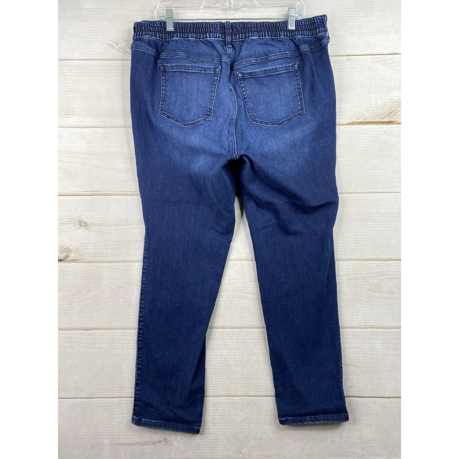 Torrid **Torrid Women's 1X Dark Wash Elastic Waist Pull On Jean** User: Torrid Women's 1X Dark Wash Elastic Waist Pull On Jean Size 40" / US 18 - 6 Thumbnail