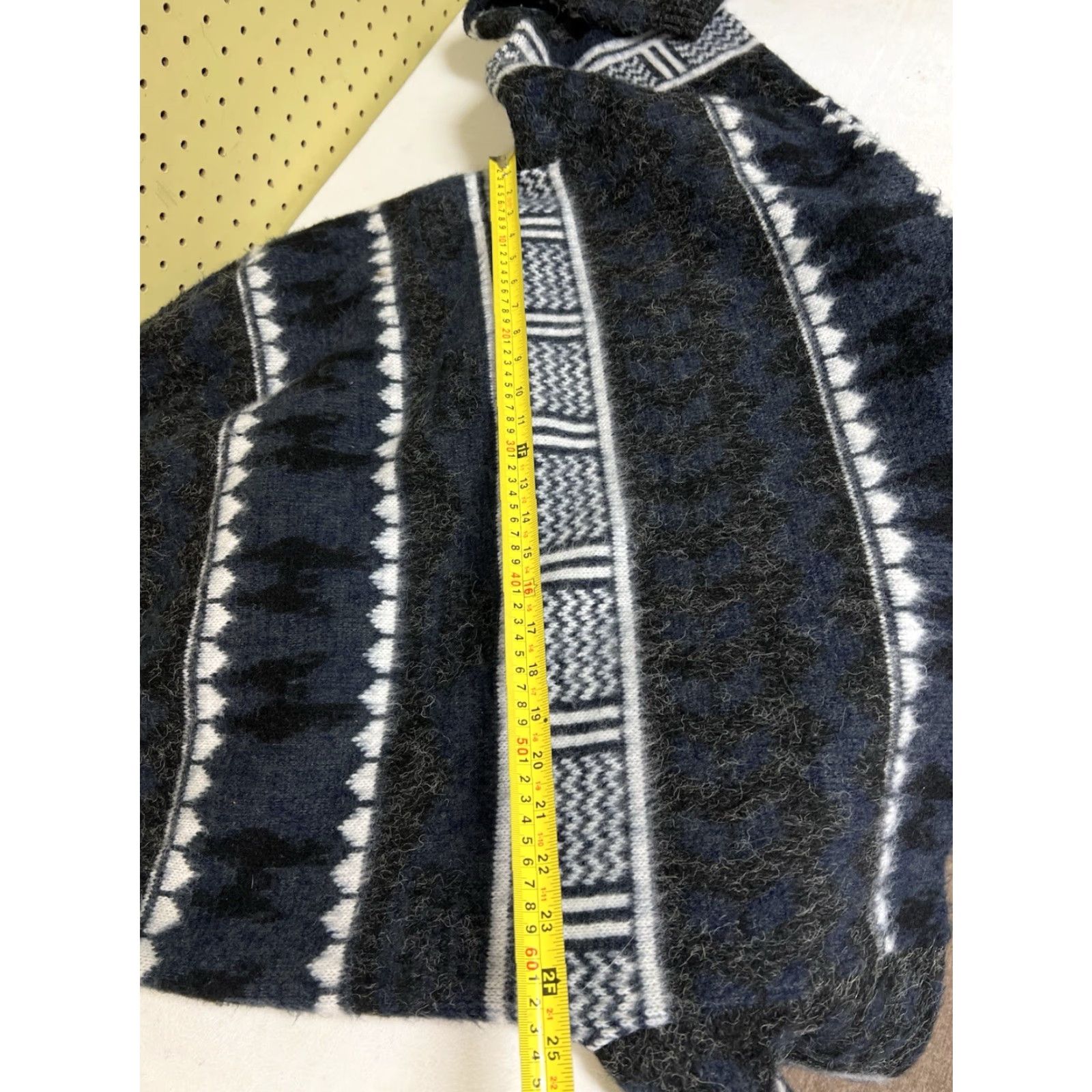 Native Tedijos Ruminahui Wool Alpaca Llama Native Tribal Cardigan Sweater XL Size US XL / EU 56 / 4 - 5 Thumbnail
