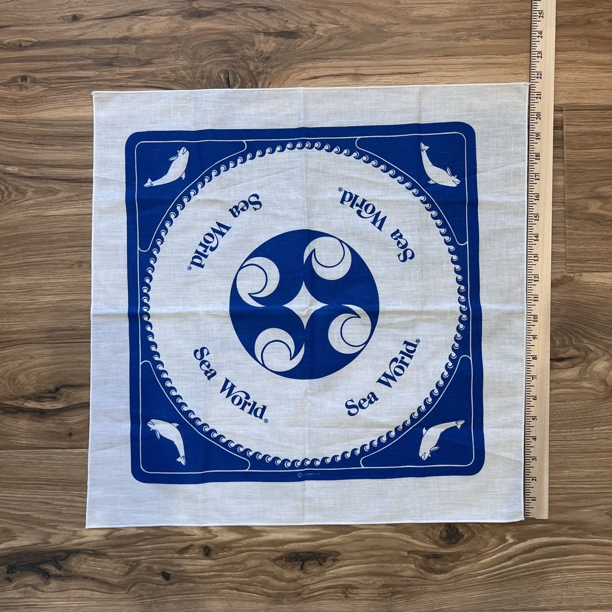 Other Vintage 80s Sea World Handkerchief White Blue 21.5x21.5 Size ONE SIZE - 5 Thumbnail