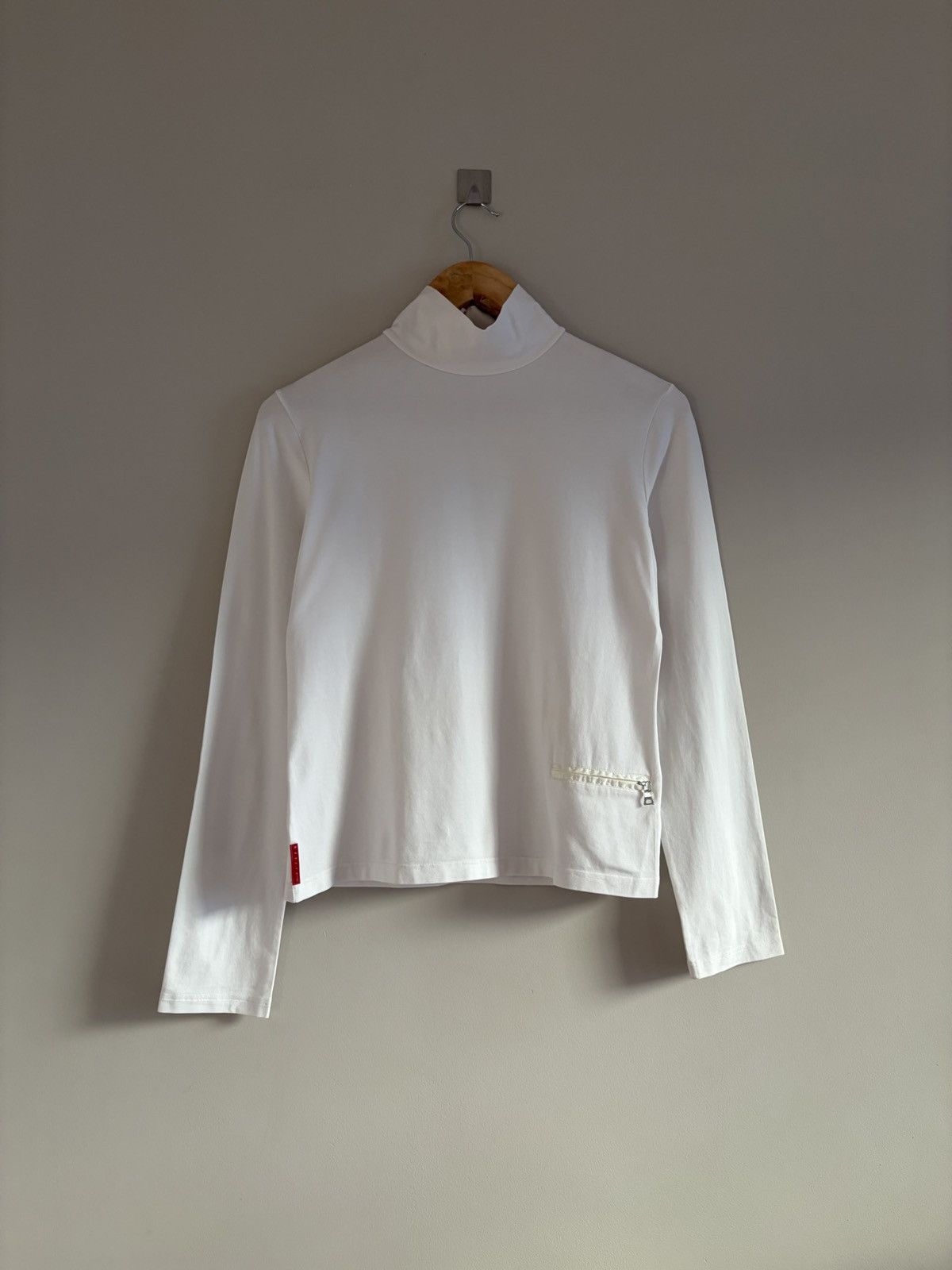 Prada Prada Red Tab White Mock Neck Zip Pocket Longsleeve Size M / US 6-8 / IT 42-44 - 1 Thumbnail