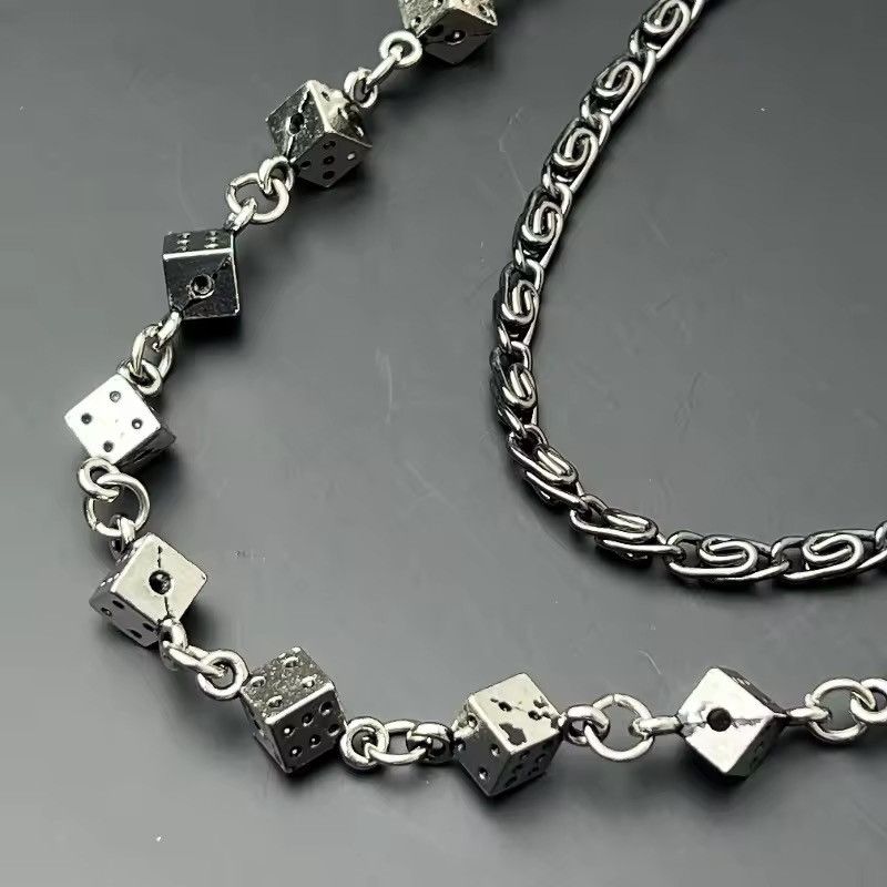 VIBE Dice Chain Wallet Belt Chain Trousers Pants Size ONE SIZE - 3 Thumbnail