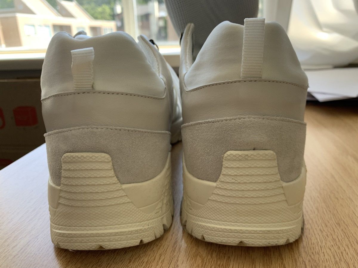 1017 ALYX 9SM 1017 ALYX 9SM White sneakers with Vibram sole. Size US 11 / EU 44 - 8 Thumbnail