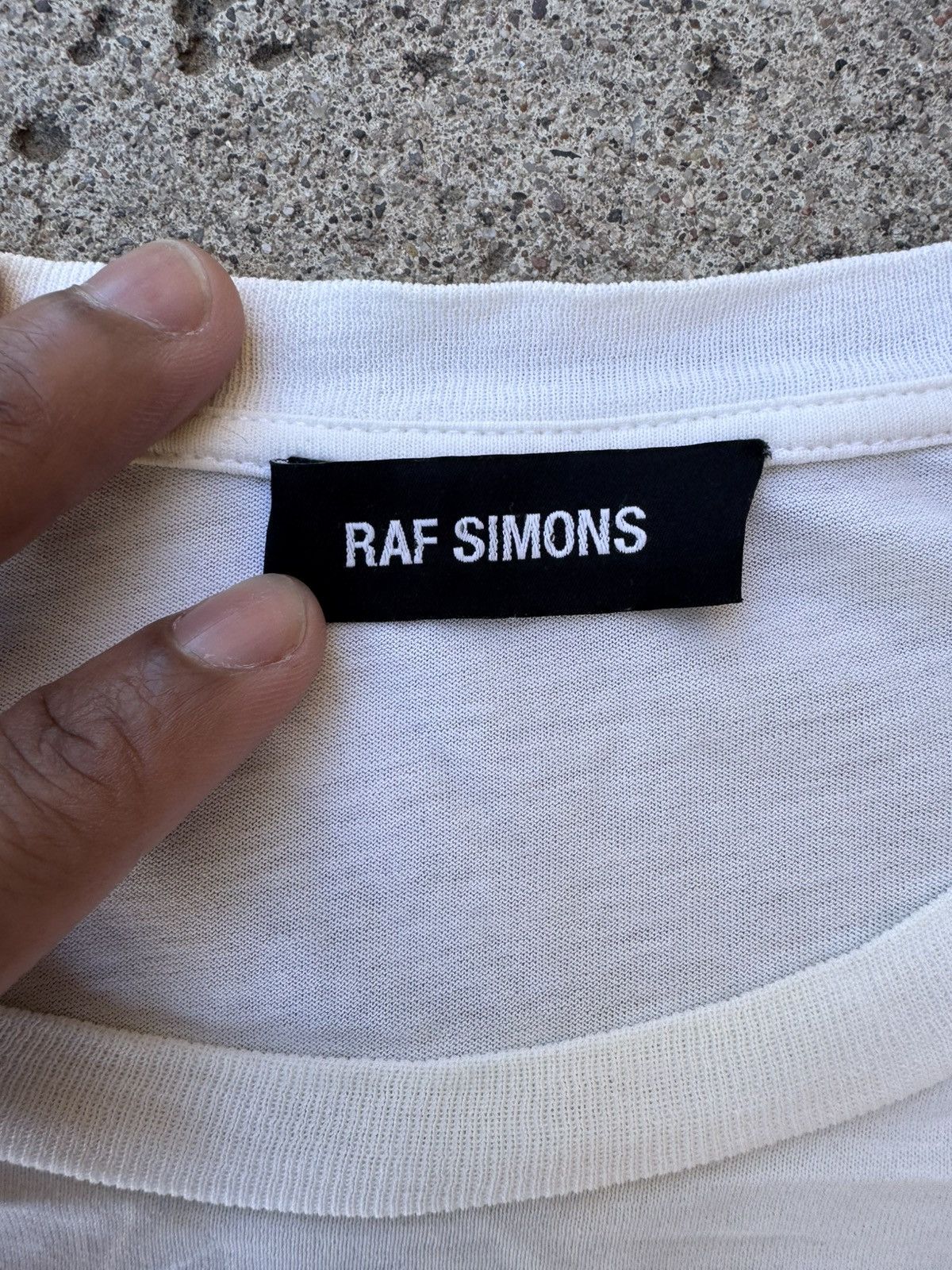Raf Simons Raf Simons Guitar Boy Tee Size US XL / EU 56 / 4 - 2 Thumbnail